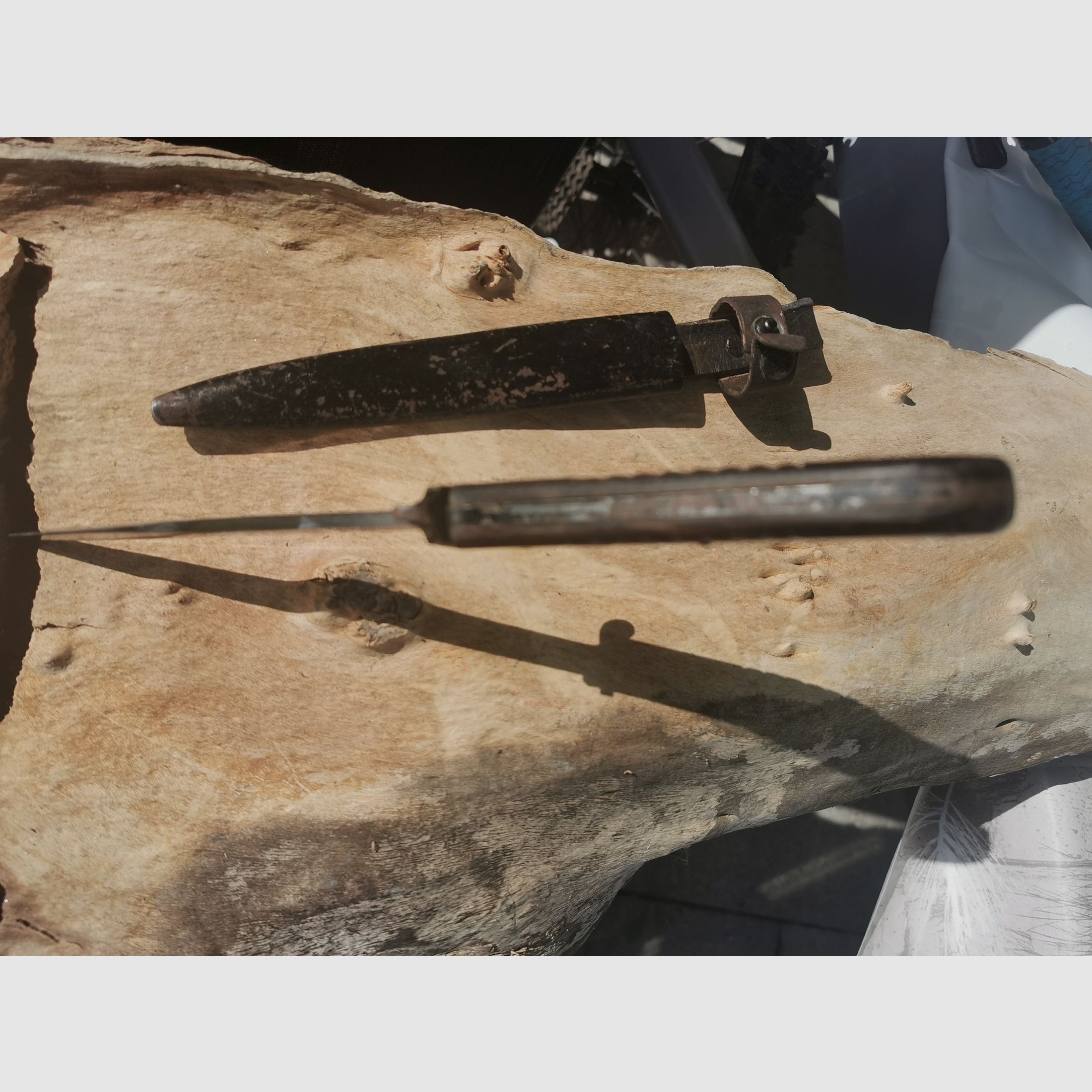 Antiguo cuchillo de trinchera alemán, no tengo idea