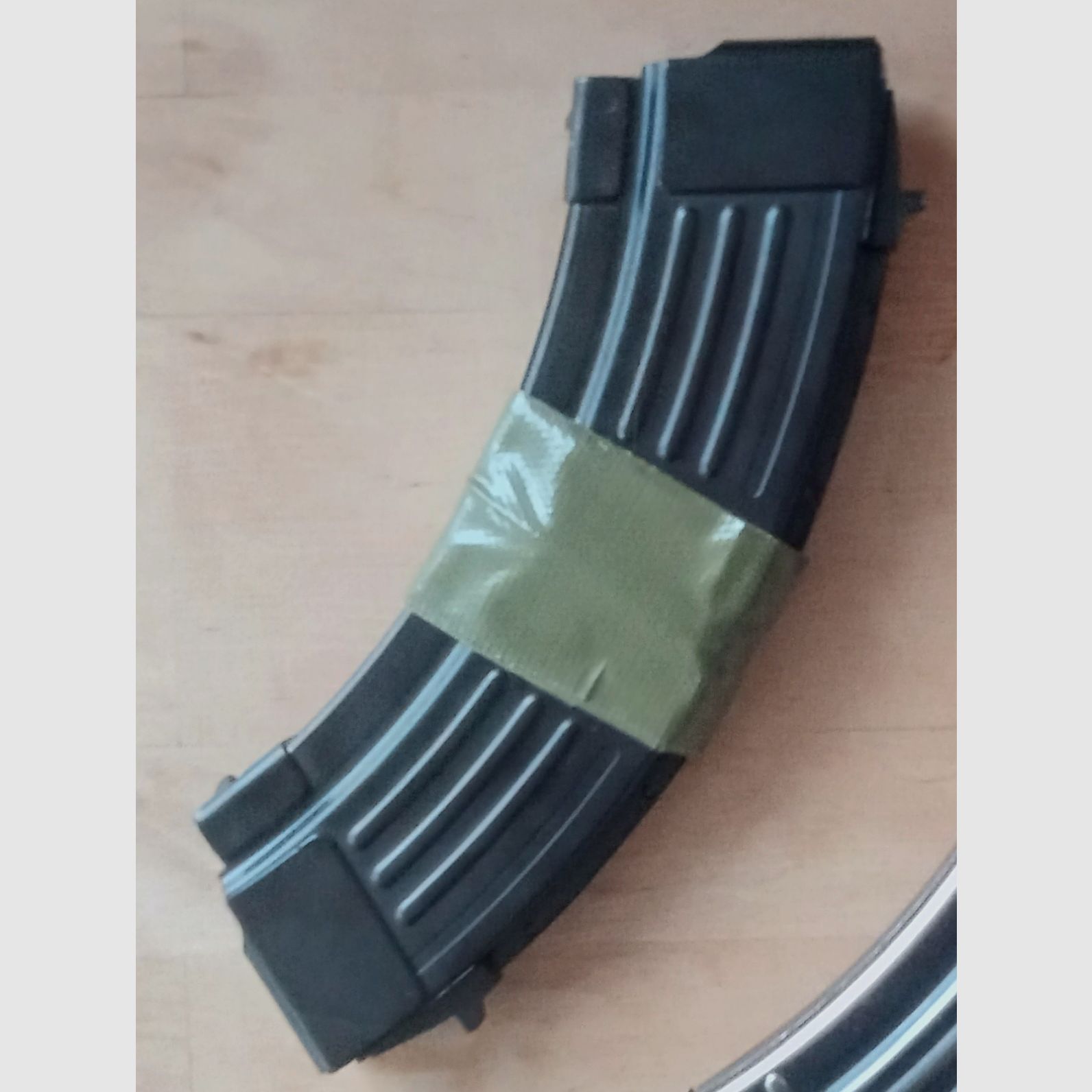 10 + 10 = 30 / Magazine coupler according to Soviet military doctrine for 7.62x39 AK47 steel magazine (: