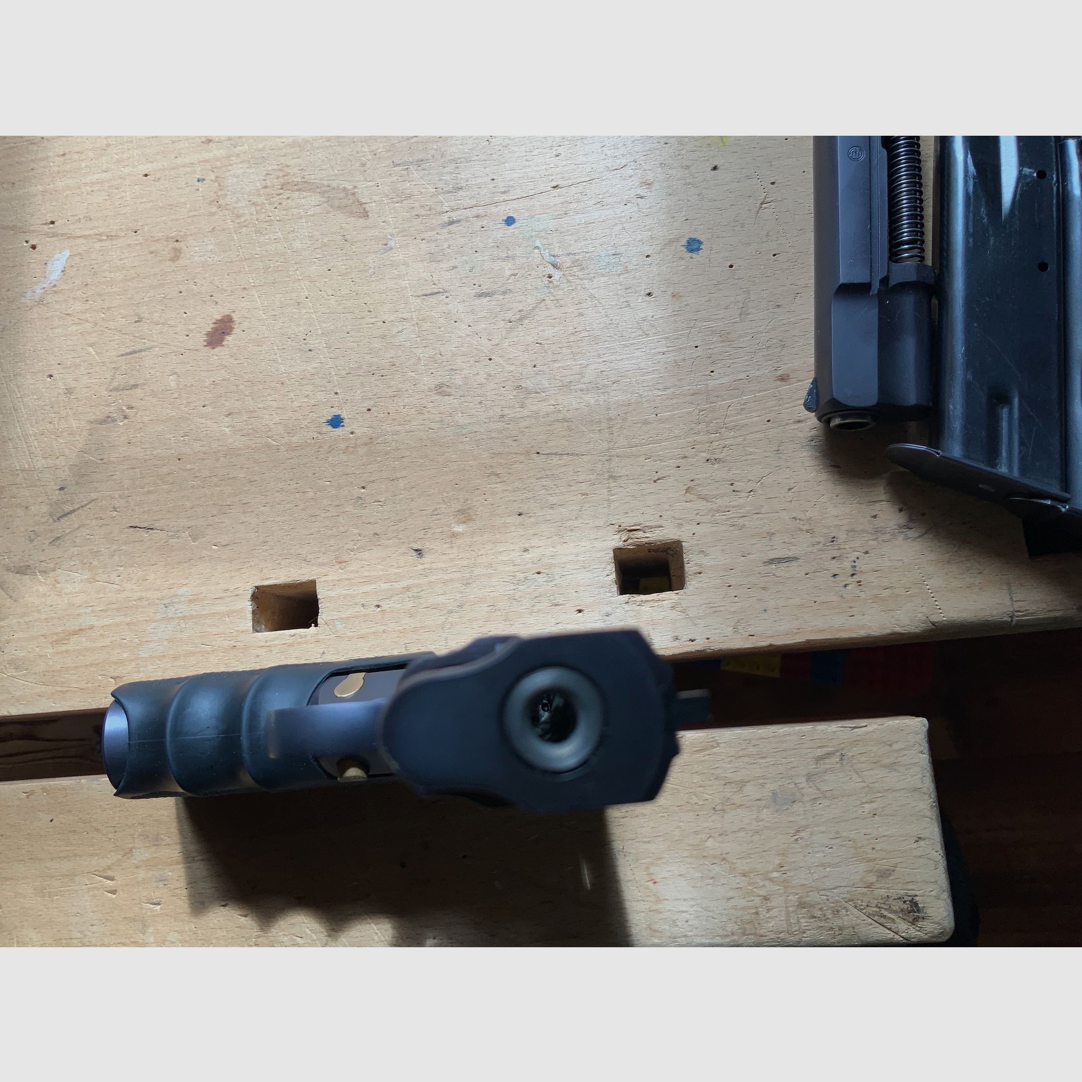 Pistola CZ 75 9 mm Luger KK Kadett sistema di cambio pistola di servizio