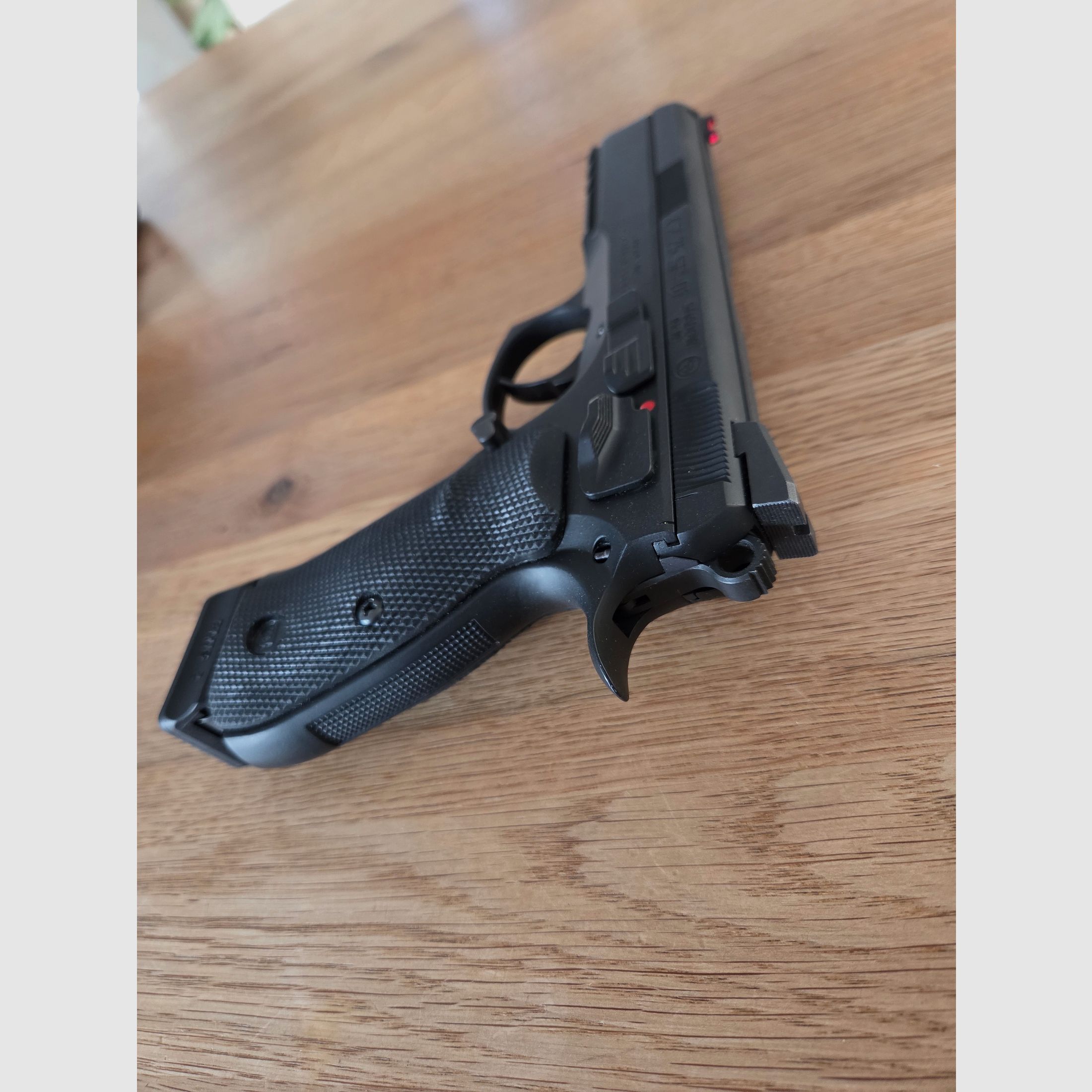 Pistolet CZ SP-01 Shadow