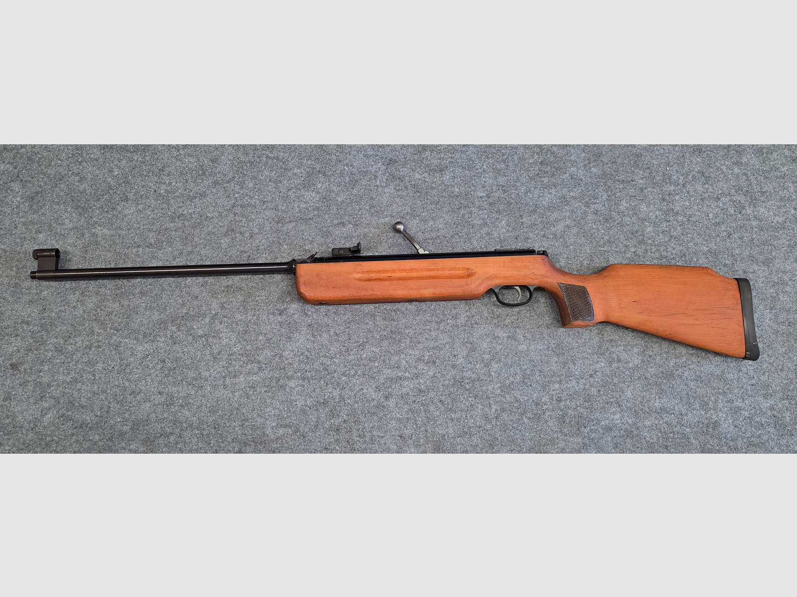 Carabina Haenel Mod. 311 con scatto fine e mira a diottra - caricatore cal. 4,5mm Diabolo