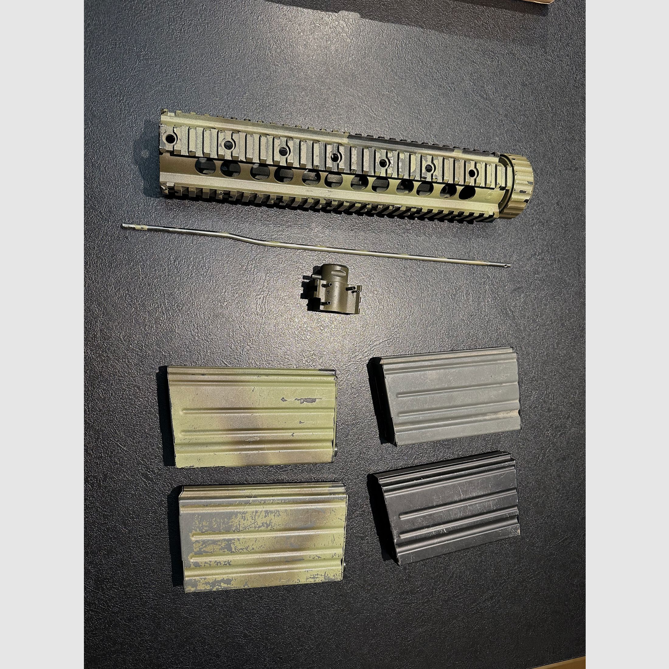 SR25 parts und Mags
