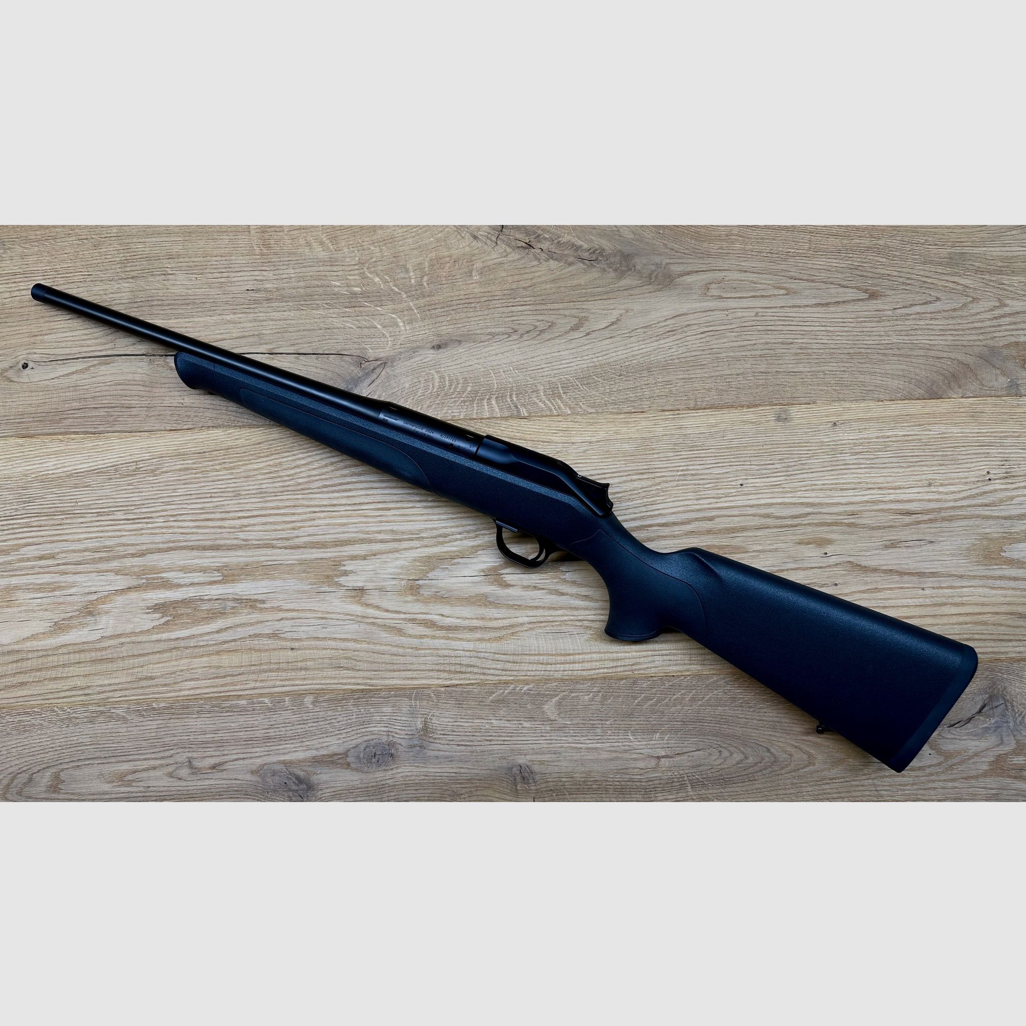 Blaser R8 Professional Grün / Schaft gekürzt / inkl. Laufkürzung / M15x1 / Standardkaliber nach Wahl