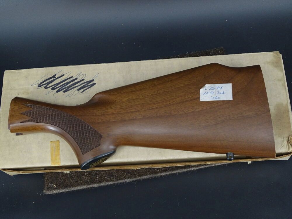 Remington 11-87 Monte Carlo Holzschaft R 102848 LP 349 Euro 11-87