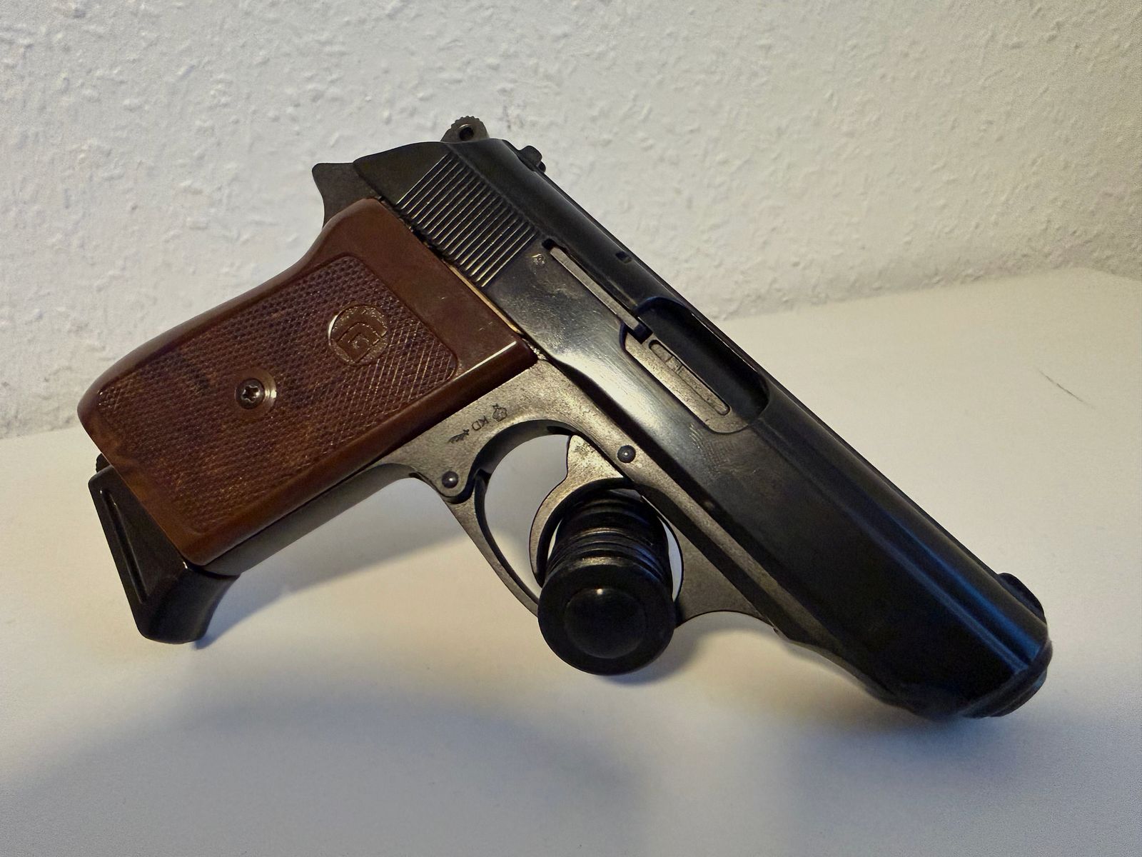 Röhm RG 800 8 mm K. blank firing gas pistol OVP