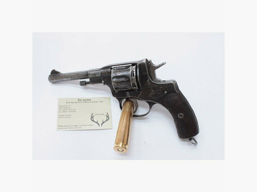 Revolver Nagant - 1916