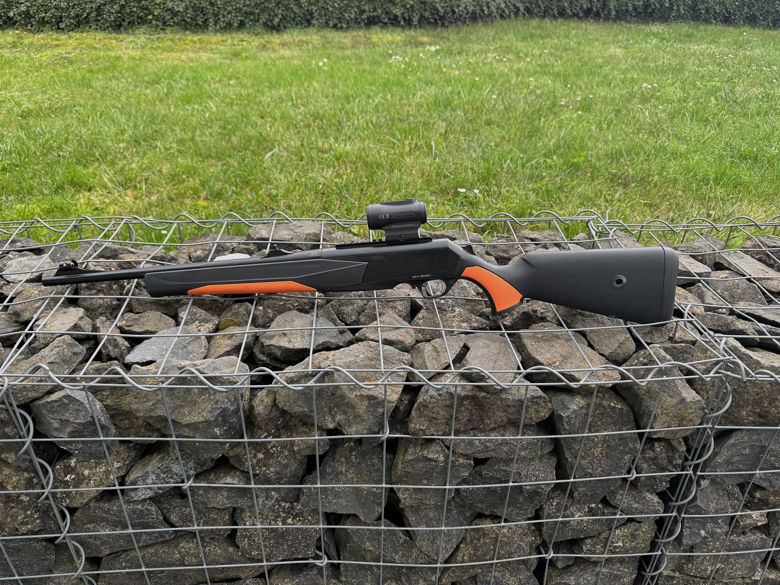 Browning BAR MK3 Tracker 9.3*62 with Holosun red dot sight and Picatinny rail - like new