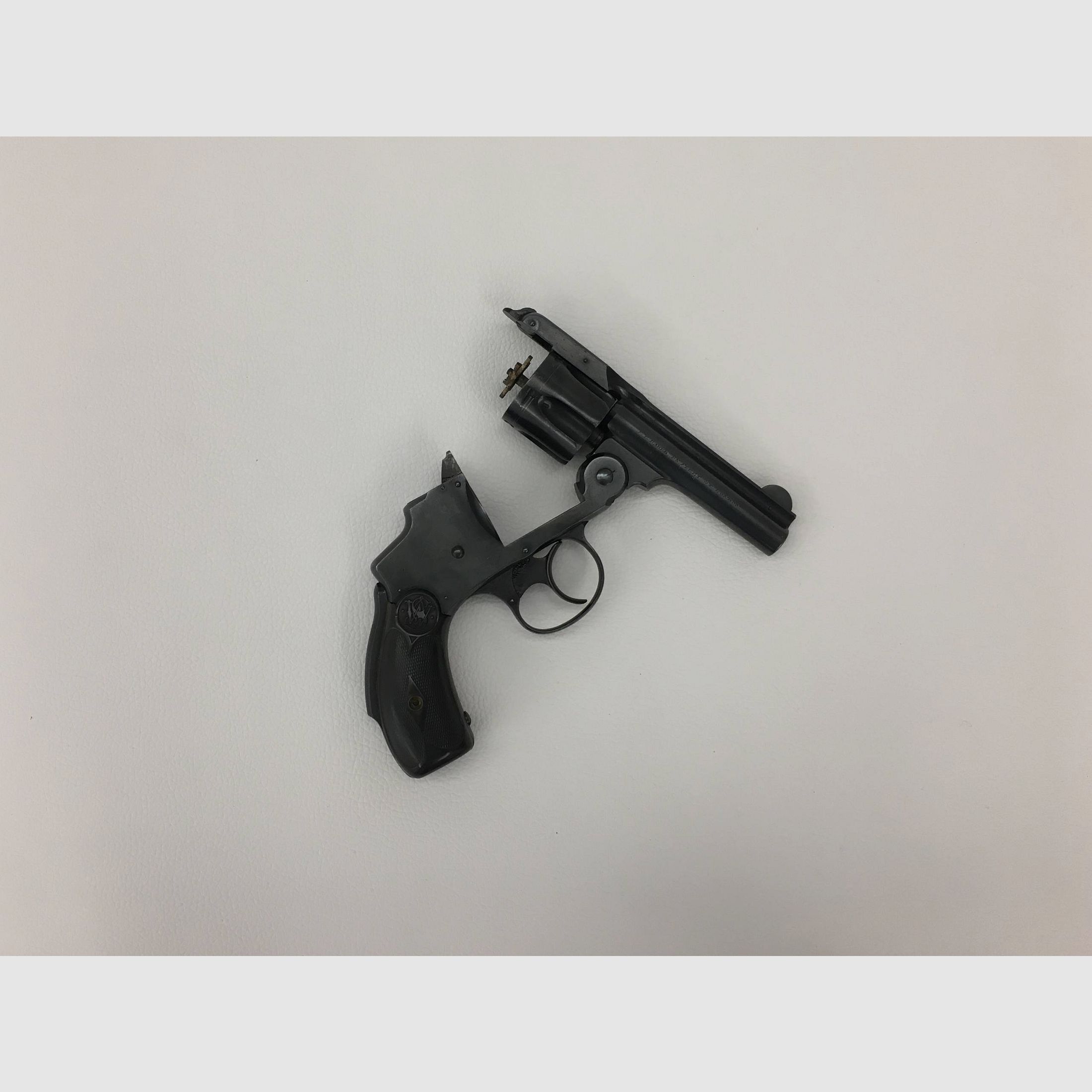 SMITH&WESSON SAFETY HAMMERLESS 3DE MODEL 3 1/4 ” – 38 S&W, afbeelding 3 van 3