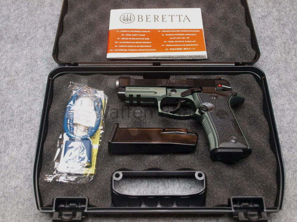 Beretta 80X modelo especial verde Beretta 80X modelo especial verde