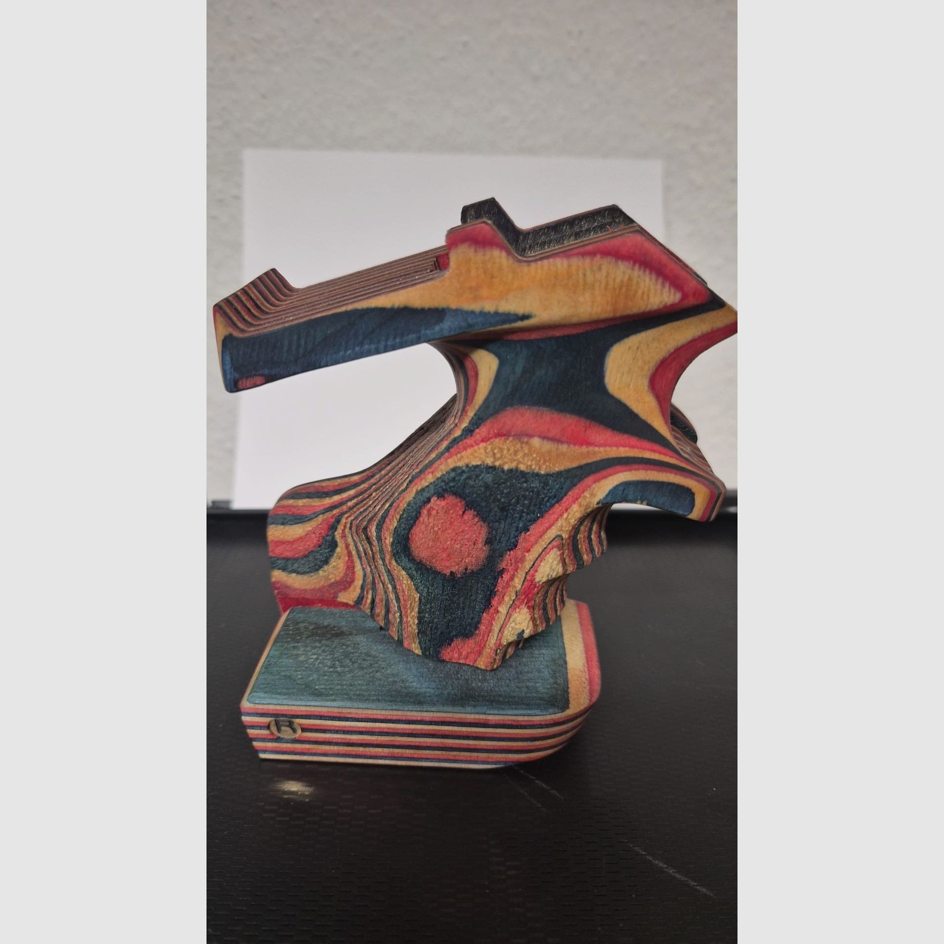 Rink form grip for Pardini LP