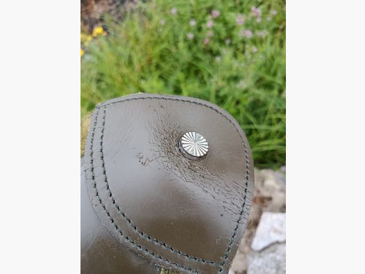 Forest & Field Tripod Seat Chair with Leather