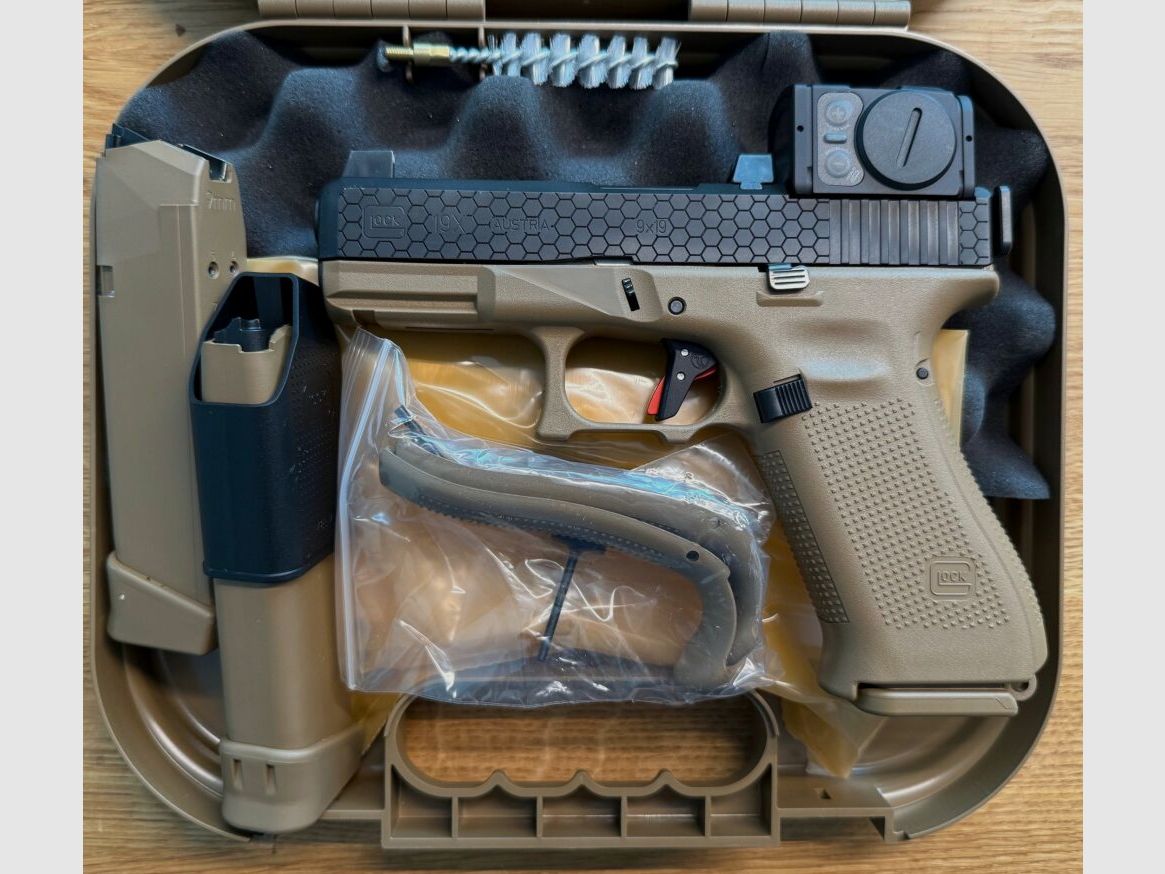 Glock Custom Peterssen Gunworks Glock 19 X Gen. 5 MOS