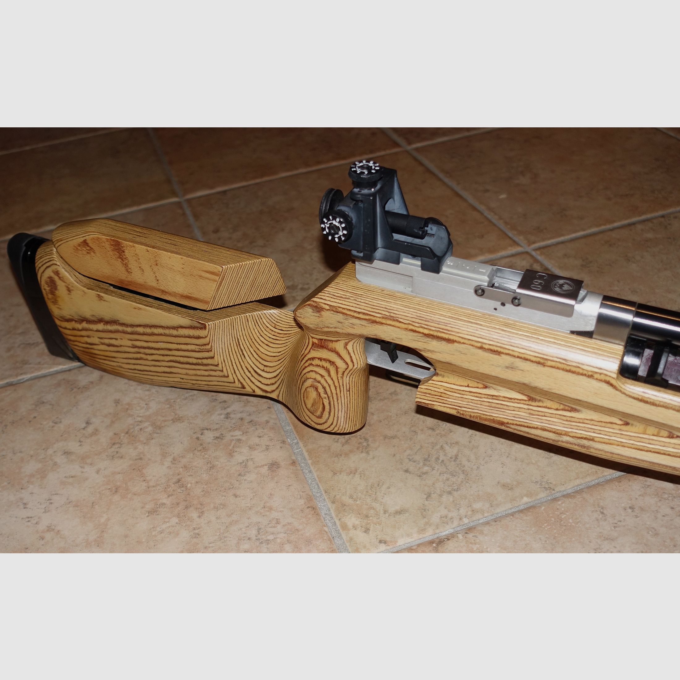 Matchgewehr Feinwerkbau Mod. C60 + 2x Kartusche + Fülladapter