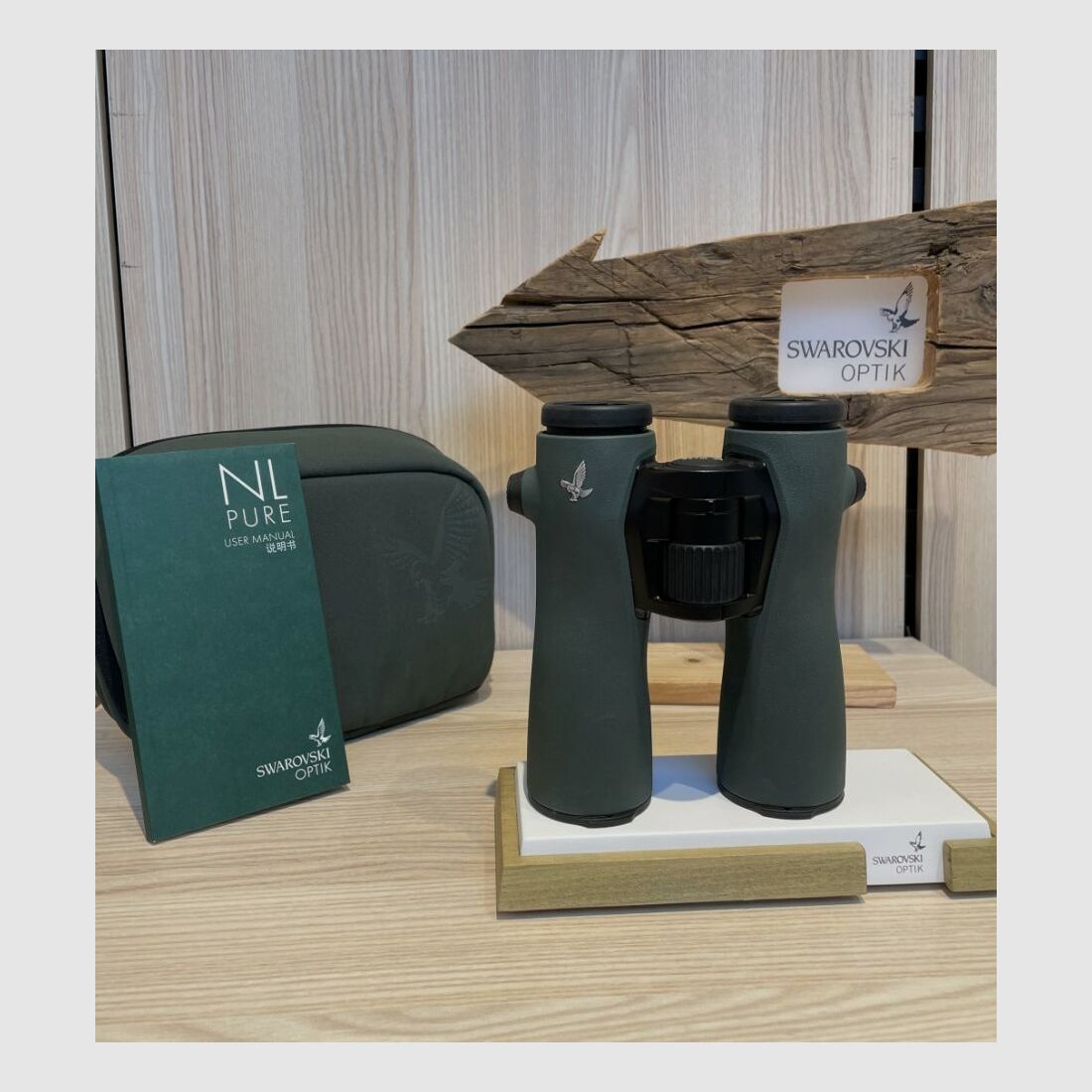 SWAROVSKI OPTIK NL PURE 12x42 - 'UN AVEC LA NATURE'