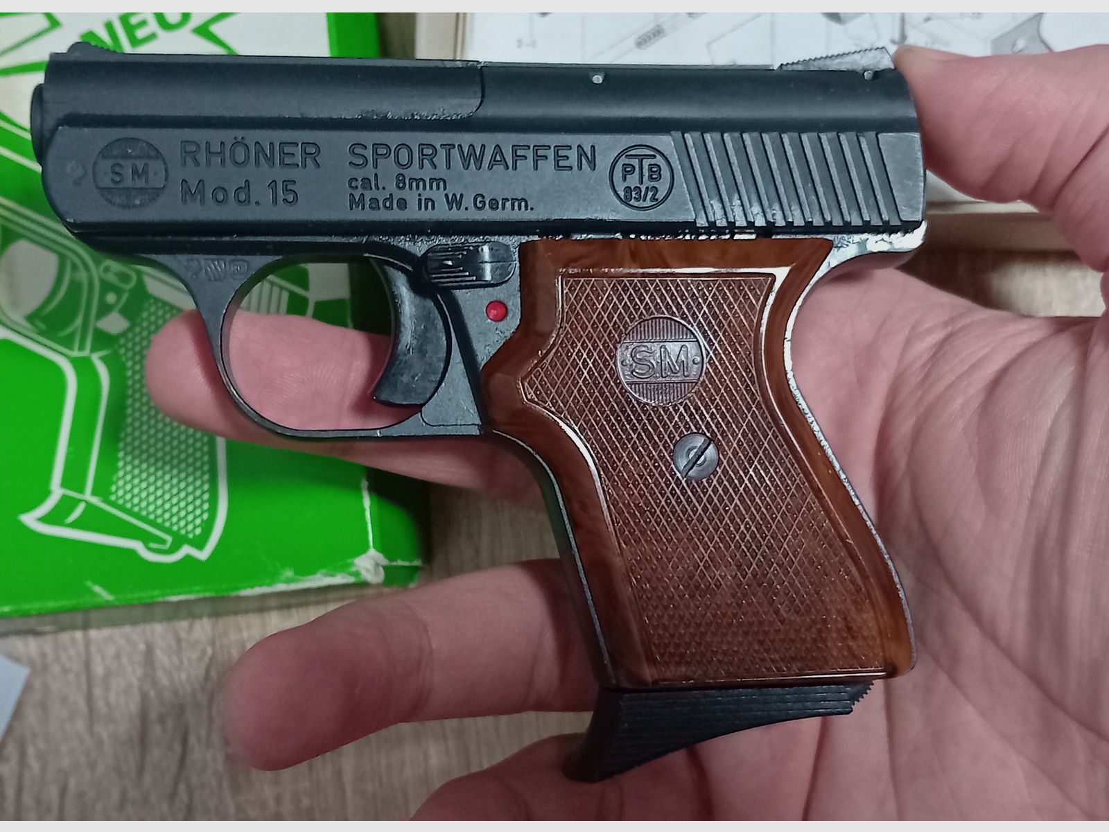 Alte Rhöner SM 15 Kal. 8 mm Knall im PTB 83/2 mit Verpackung!