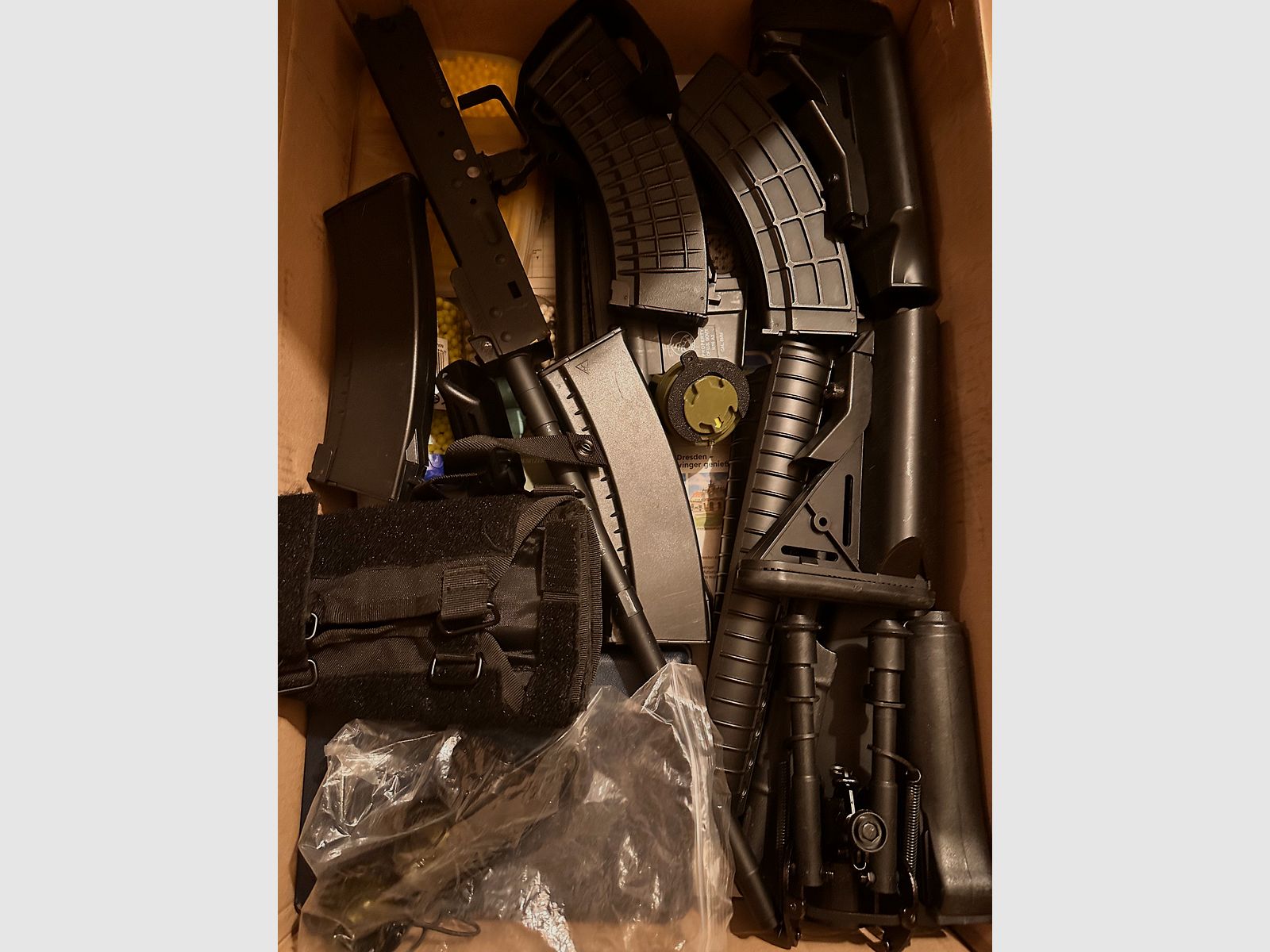 Ersatzteile AK, M4, Magazine, Zwiebeln BB vieles mehr 