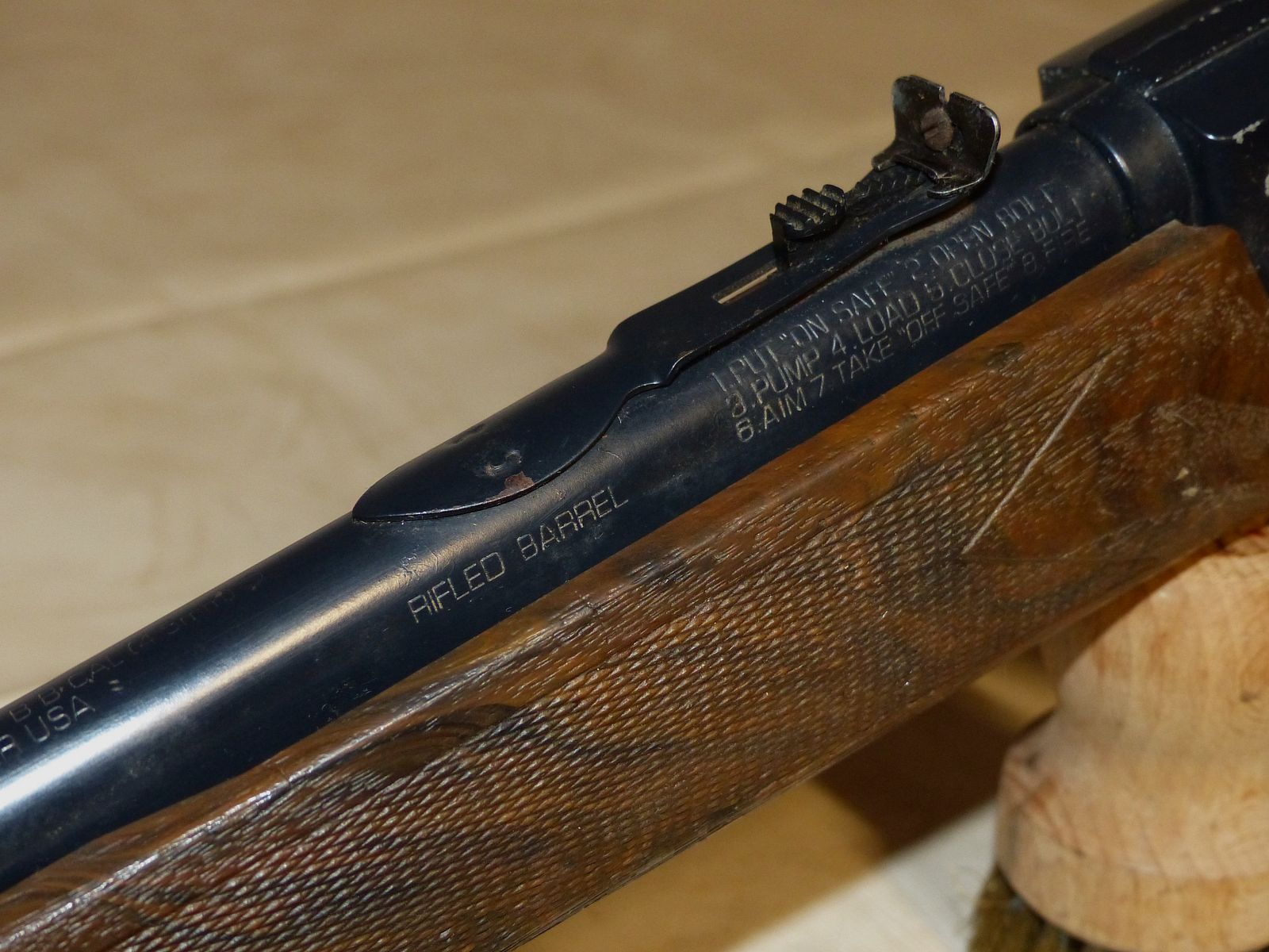 Carabina de aire comprimido Co2 de palanca inferior Daisy Power Line Mod. 990 Cal. 4,5 mm Diabolo y BB Dual Power USA vintage