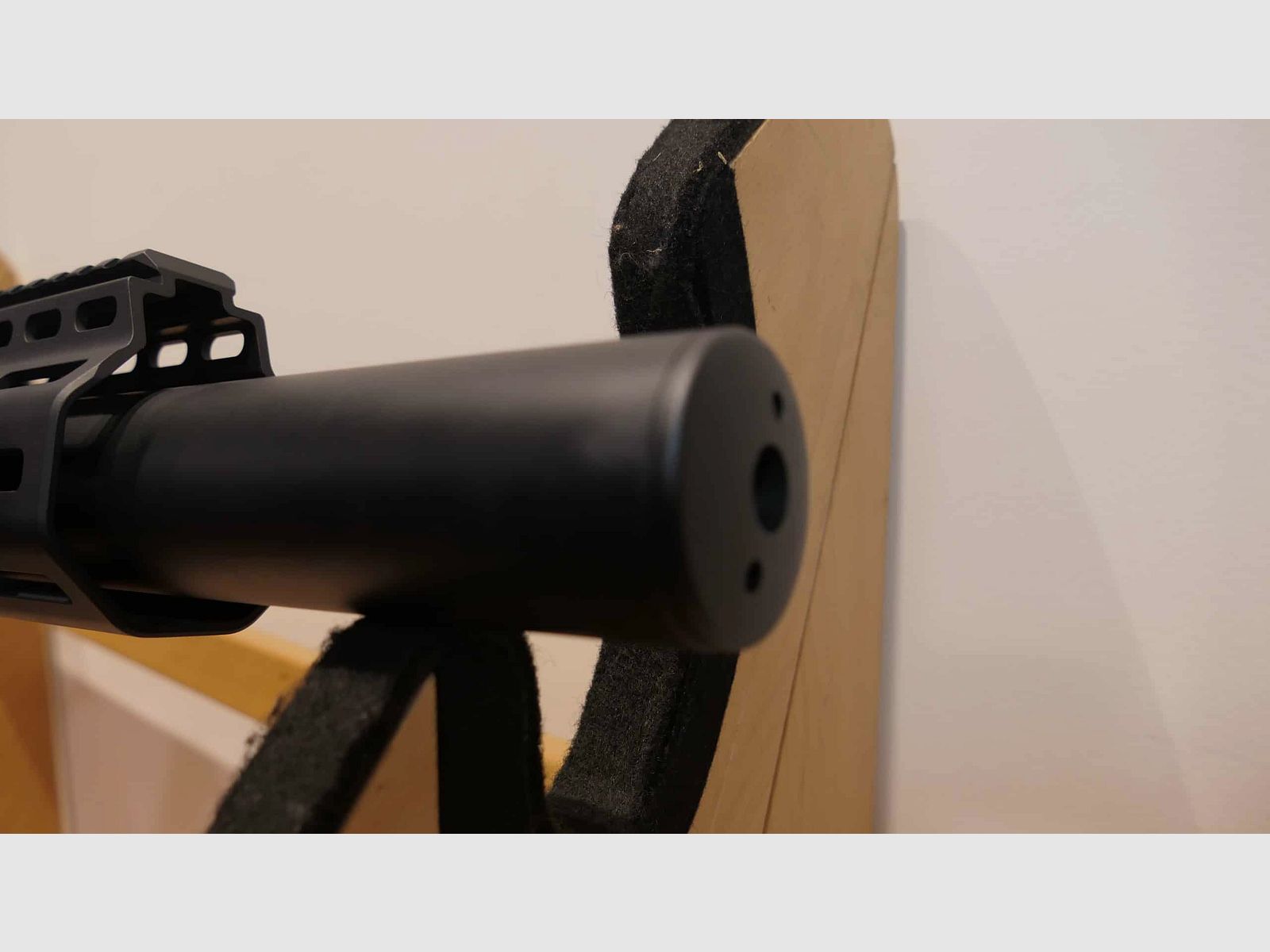 Rifle de cerrojo BT APC9 SD-G cal. 9x19 - usado, imagen 5 de 9