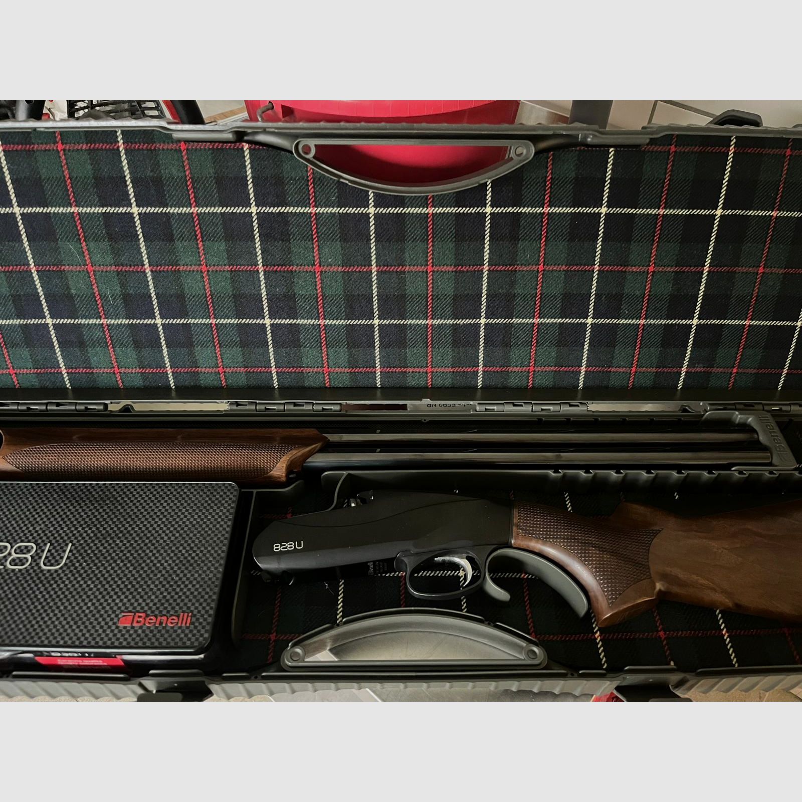 Benelli 828U - 12/76 - 71cm LL - 36cm Schaftlänge