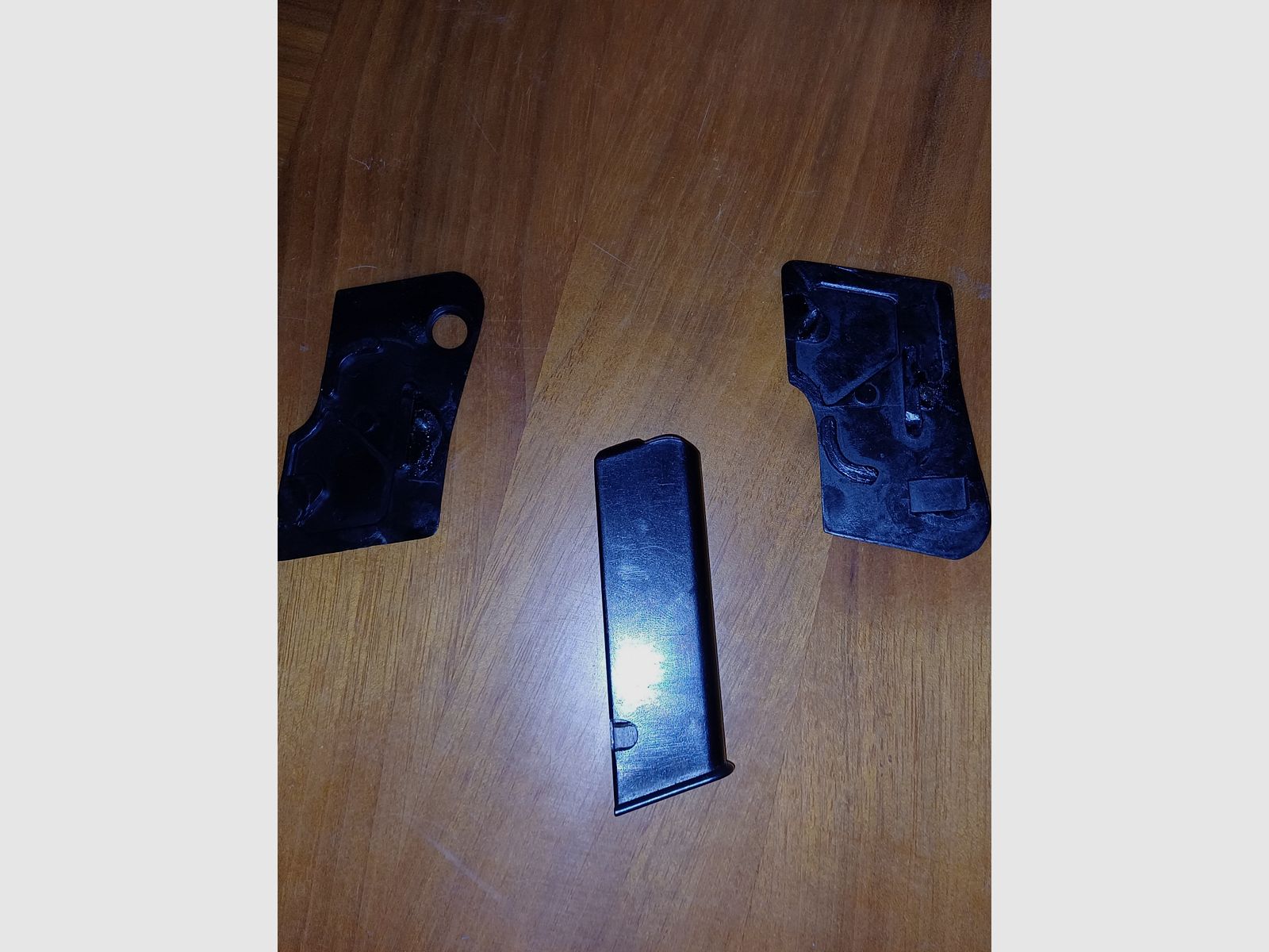 Beretta 950 B magazine and grip panels 6.35 mm Browning