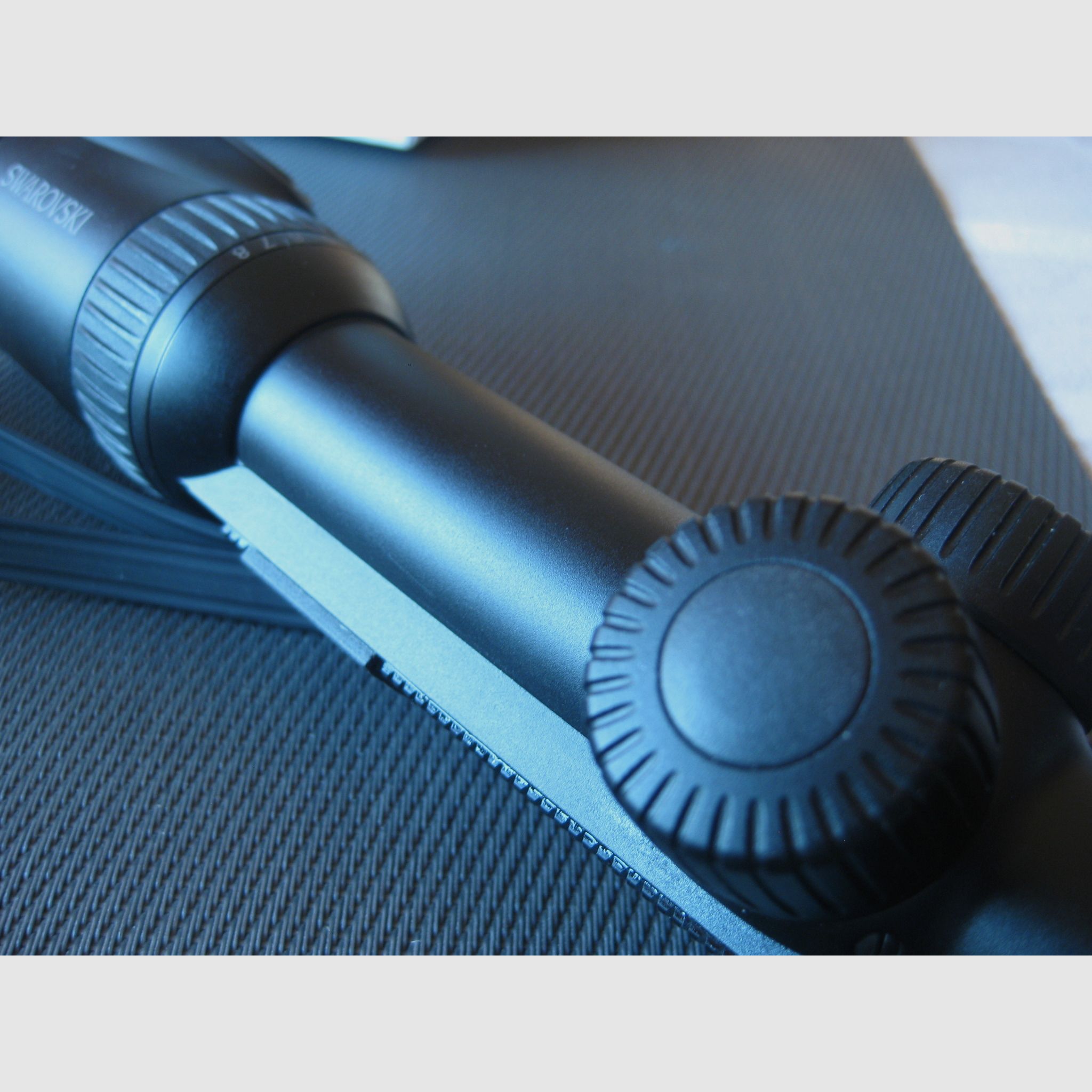 LIKE NEW TOP Swarovski Z8i as 1 - 8 x 24 SR Abs. 4A-i and orig. Blaser saddle mount (high)! No ZEISS-LEICA-SAUER-MAUSER-GPO