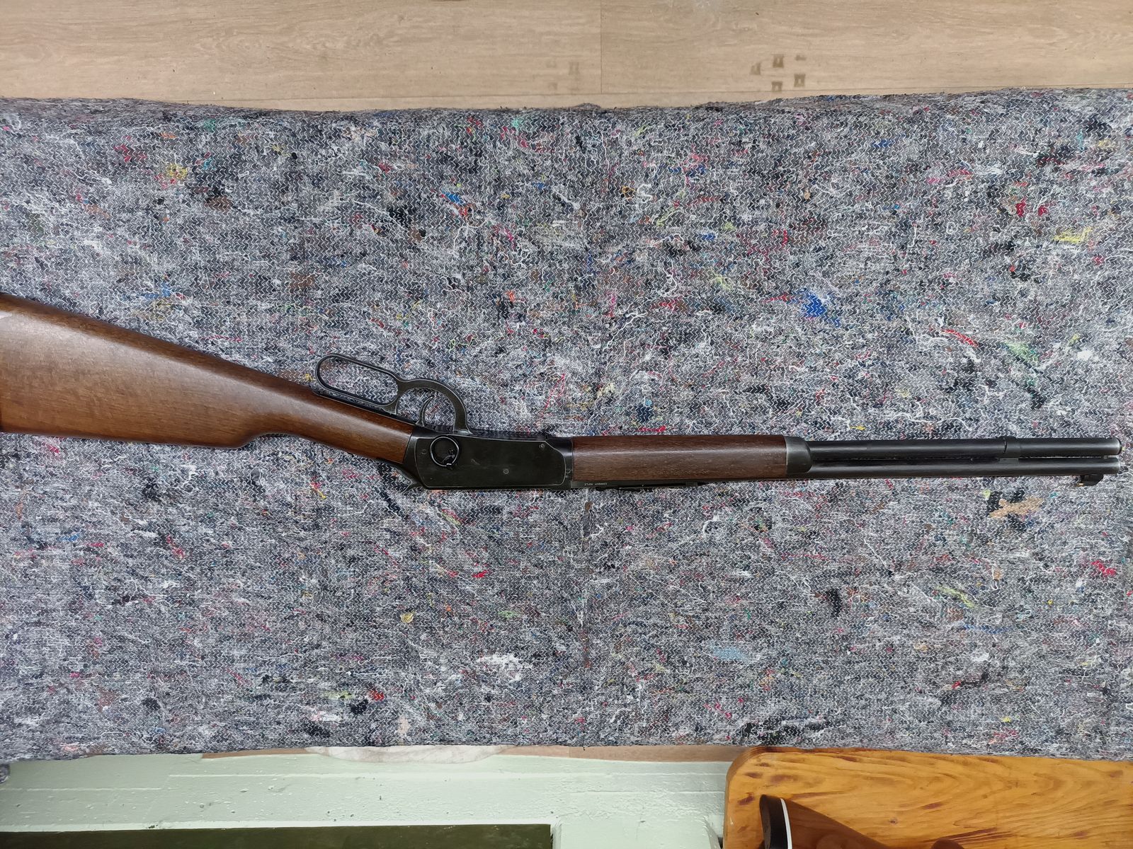 Legends Cowboy Rifle und Colt Single Action Army® SAA Co2-Revolver