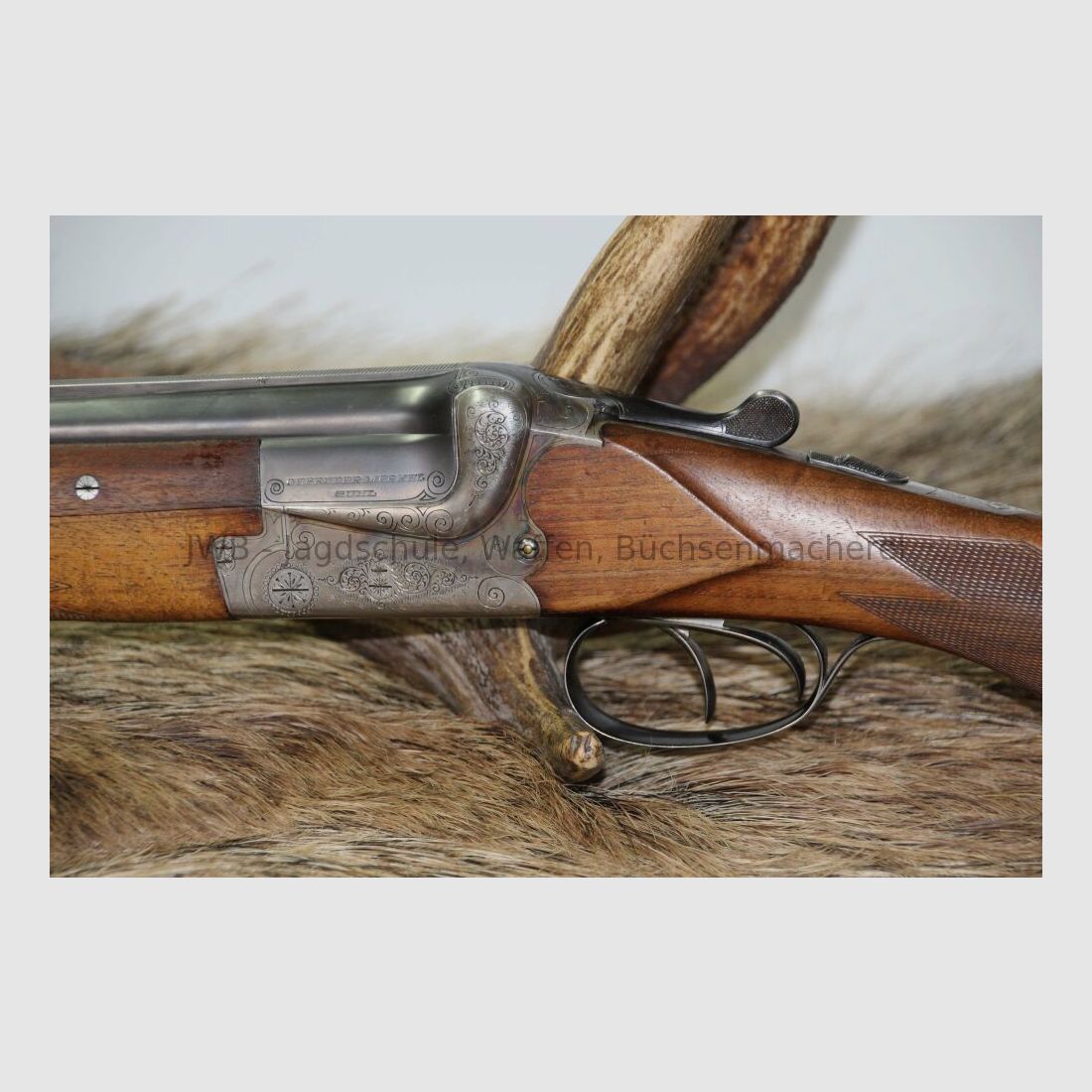 Light and manageable Merkel shotgun 16/70
