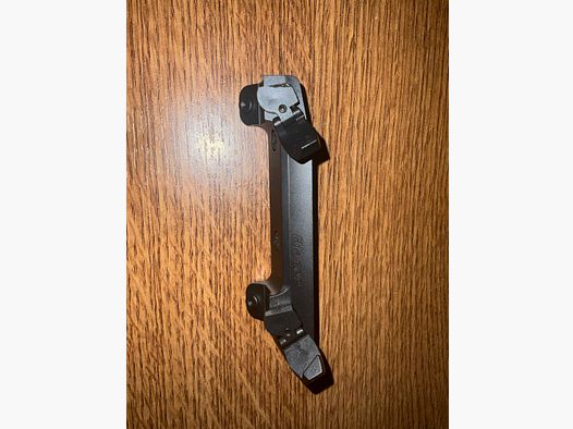 Montaje de silla Blaser para riel interno Zeiss