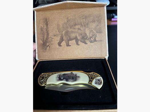 Collector knife with original packaging new