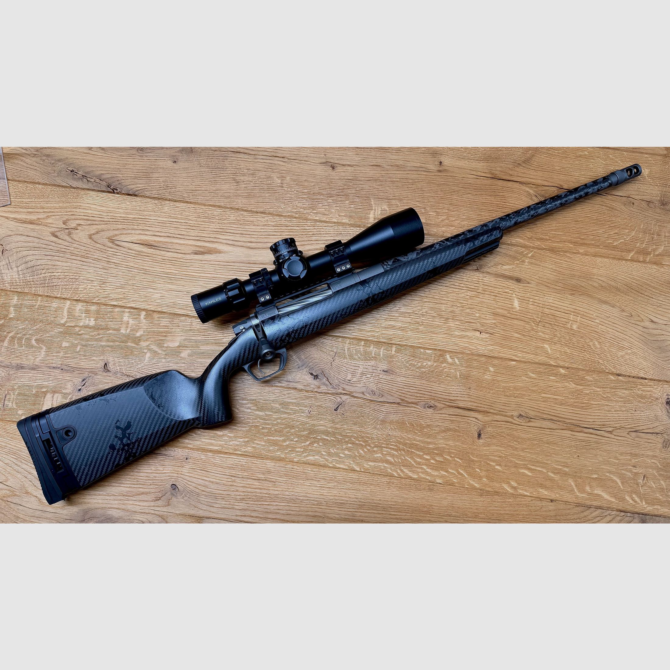 Gunwerks Magnus / .28 Nosler / LL 20" / z systemem tytanowym / Kahles K525i 5-25x56 MOAK