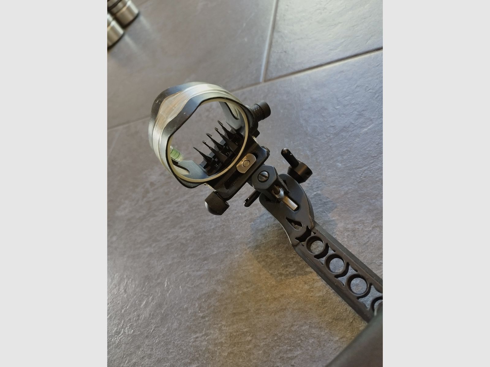 Hoyt Carbon Matrix RKT, image 3 of 12