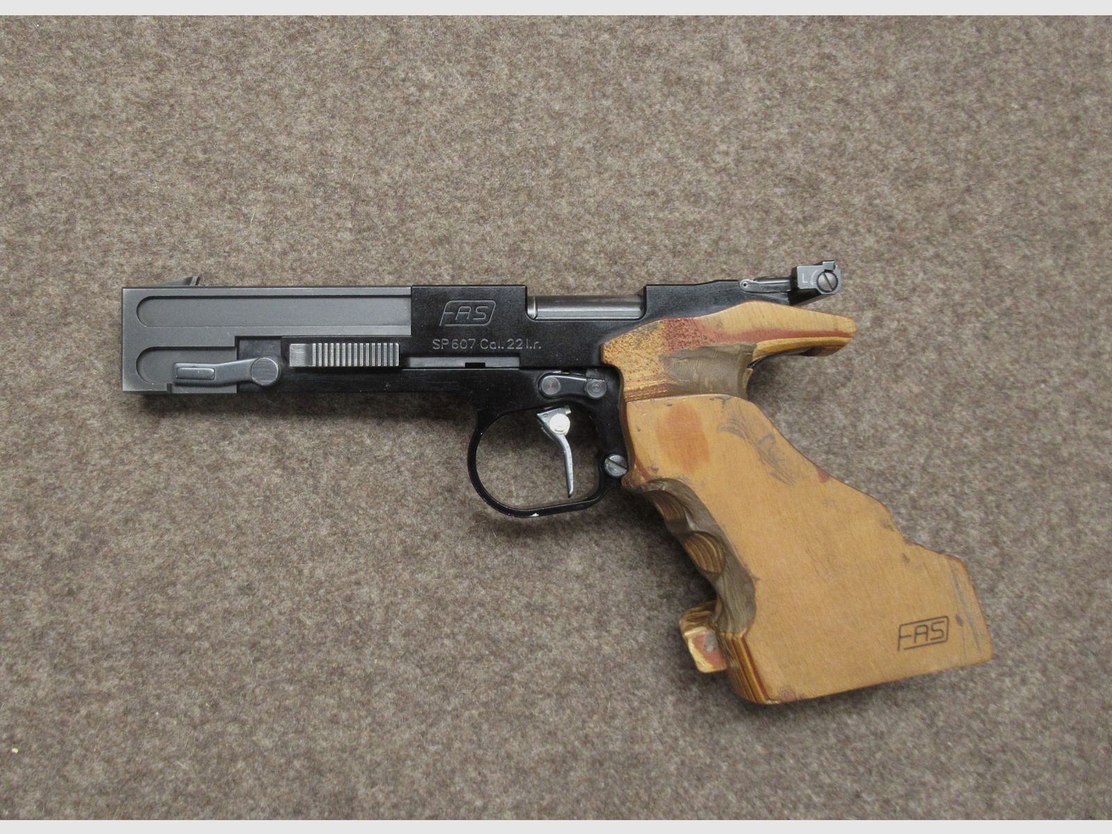 pistola FAS mod. S.P. 607 cal. .22lr, immagine 2 di 2