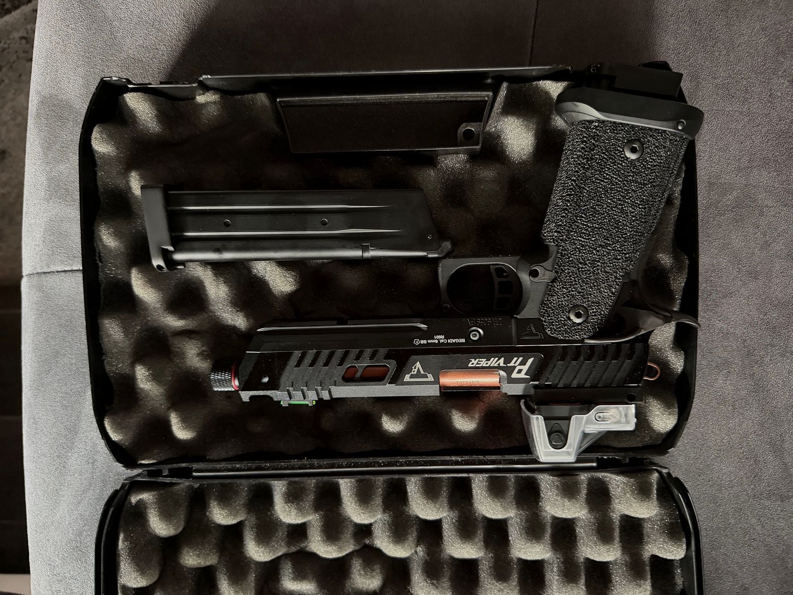 ARMY ARMAMENT TTI PIT VIPER (R601) HICAPA GBB "CNC, BEGADI UPGRADE VERSION" -SCHWARZ