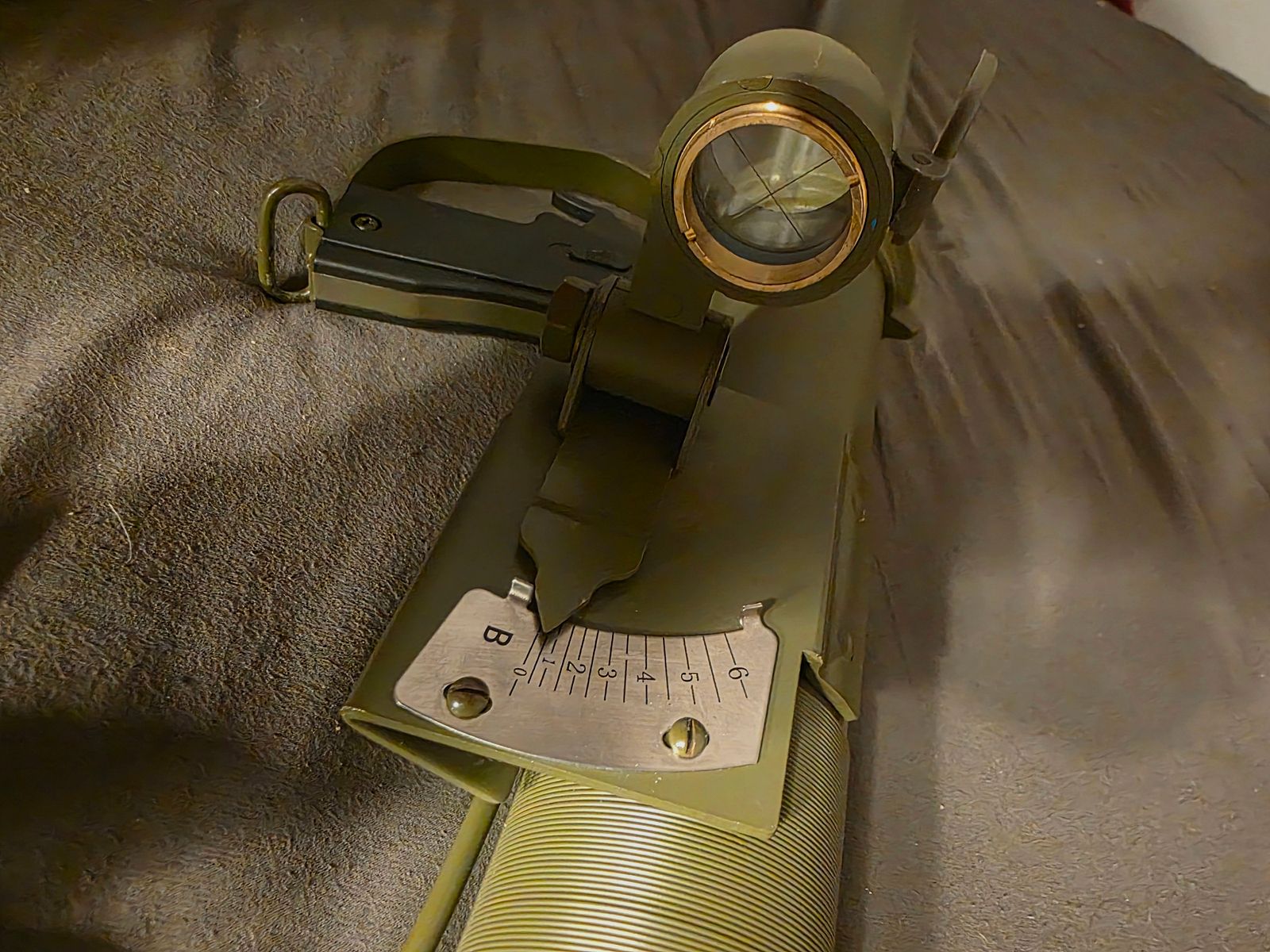 Apple Airsoft bazooka