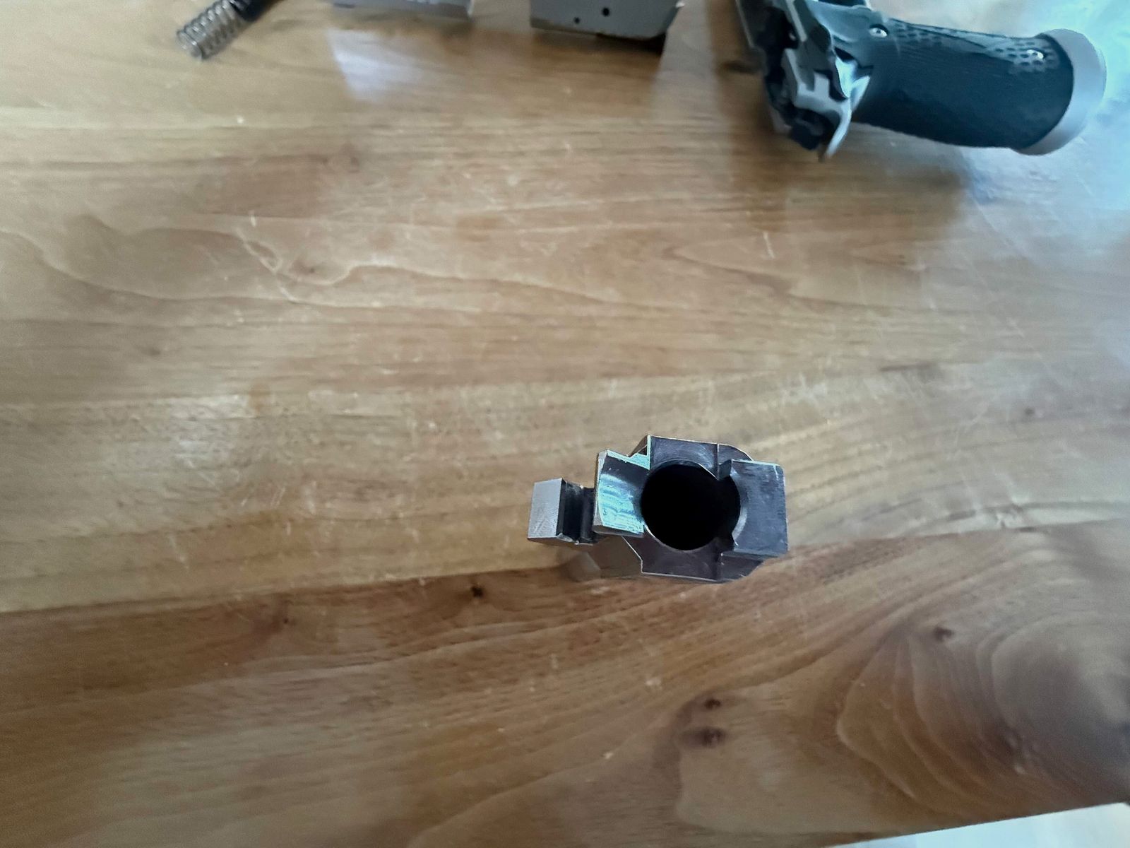 Sig Sauer X-Five Supermatch in .40 S&W mit 9 mm X-Short Wechselsystem