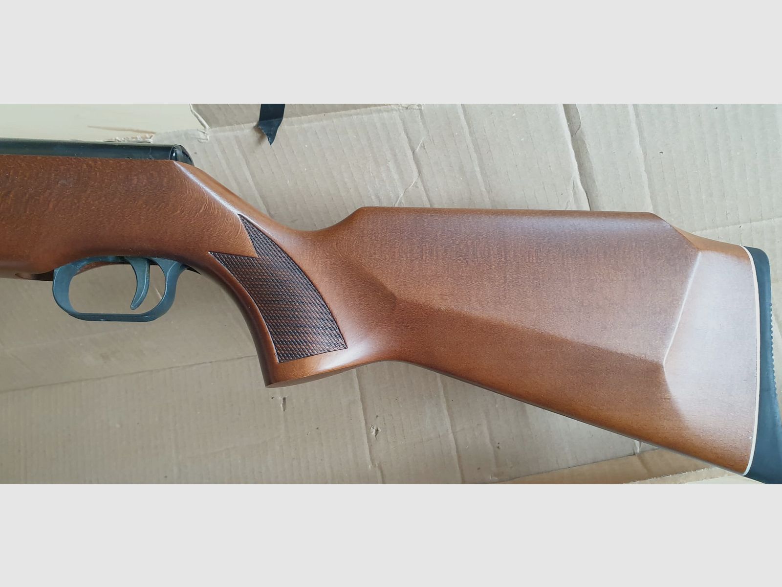 Luftgewehr Anschütz Model 335 Magnum 4,5mm (voll funktionsfähig, neuwertig), inkl. Verpackung und Munition 