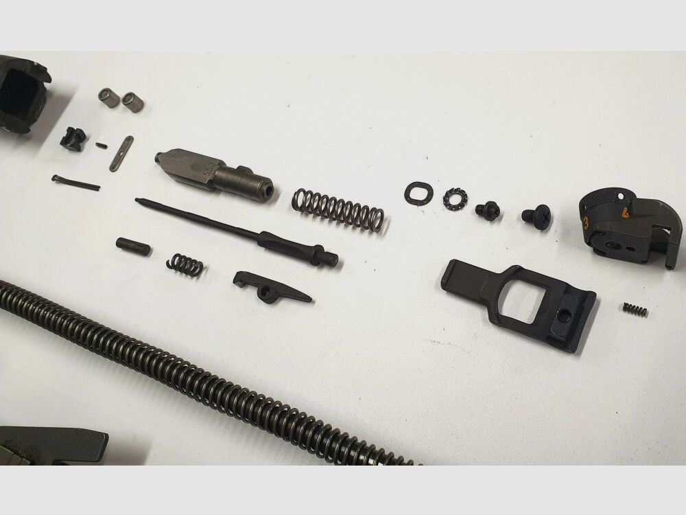 original Heckler & Koch set di parti libere G3 NATO Heckler & Koch incluso il calcio in legno