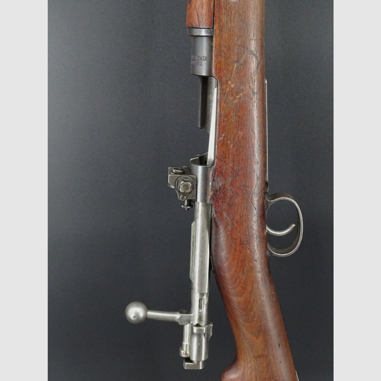 Carl Gustafs Stad Zweedse Mauser M96 kaliber 6,5x55 BJ 1917 met diopter M96 met originele diopter