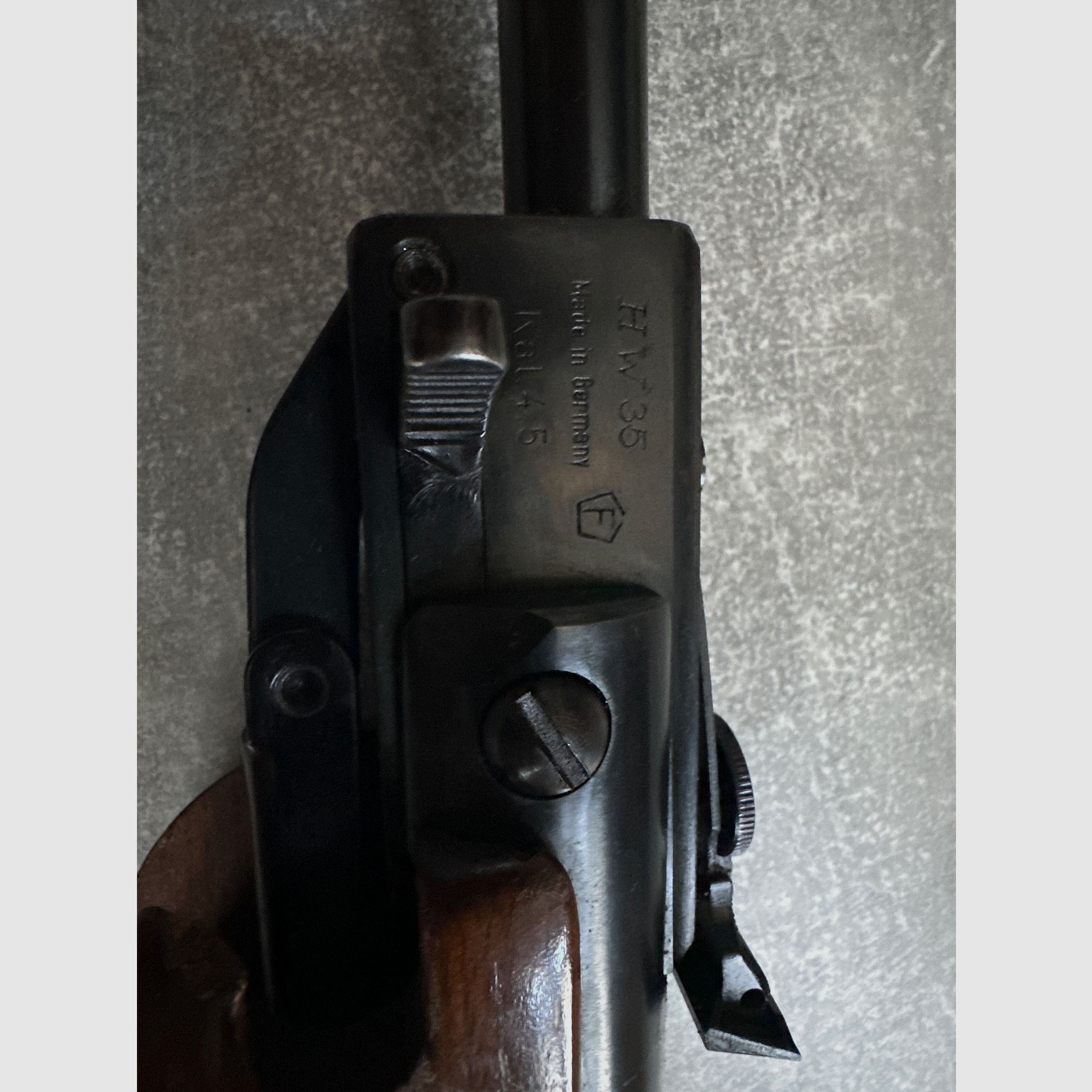 Weihrauch HW35 w kalibrze 4,5 mm, bardzo dobry stan, wiatrówka
