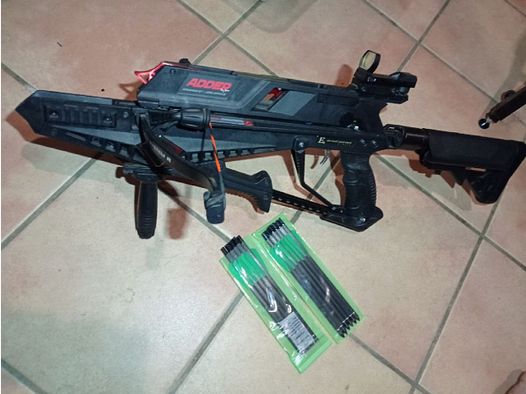 EK Archery Cobra RX Adder Arco balistico automatico