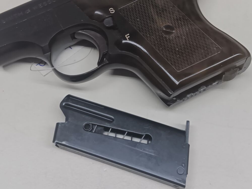Smith & Wesson - Springfield Mod. 61-2 " Escort "