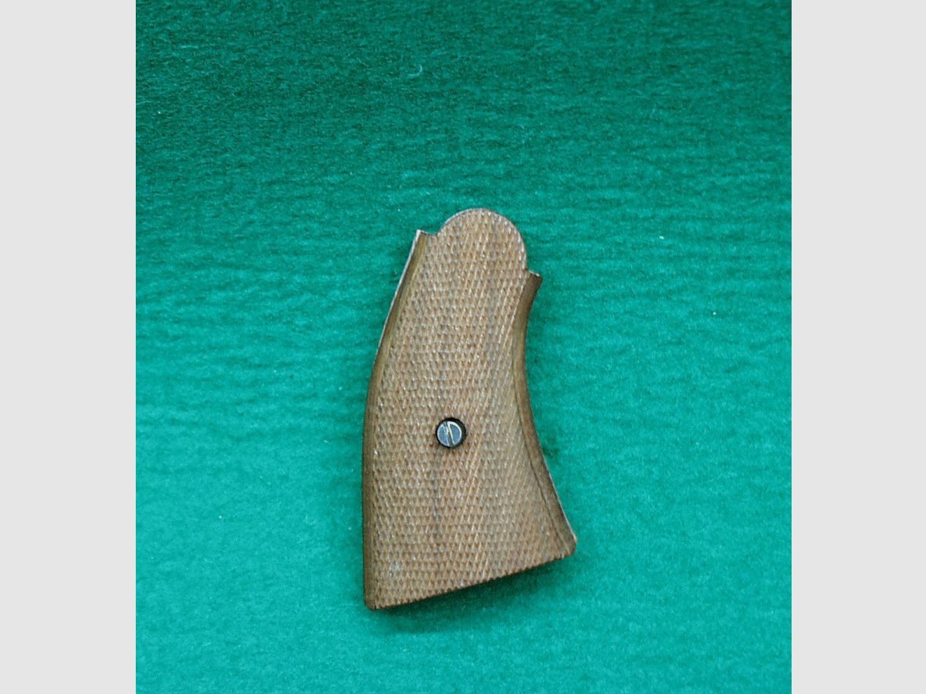 Griffschalen Holz, mit Fischhaut