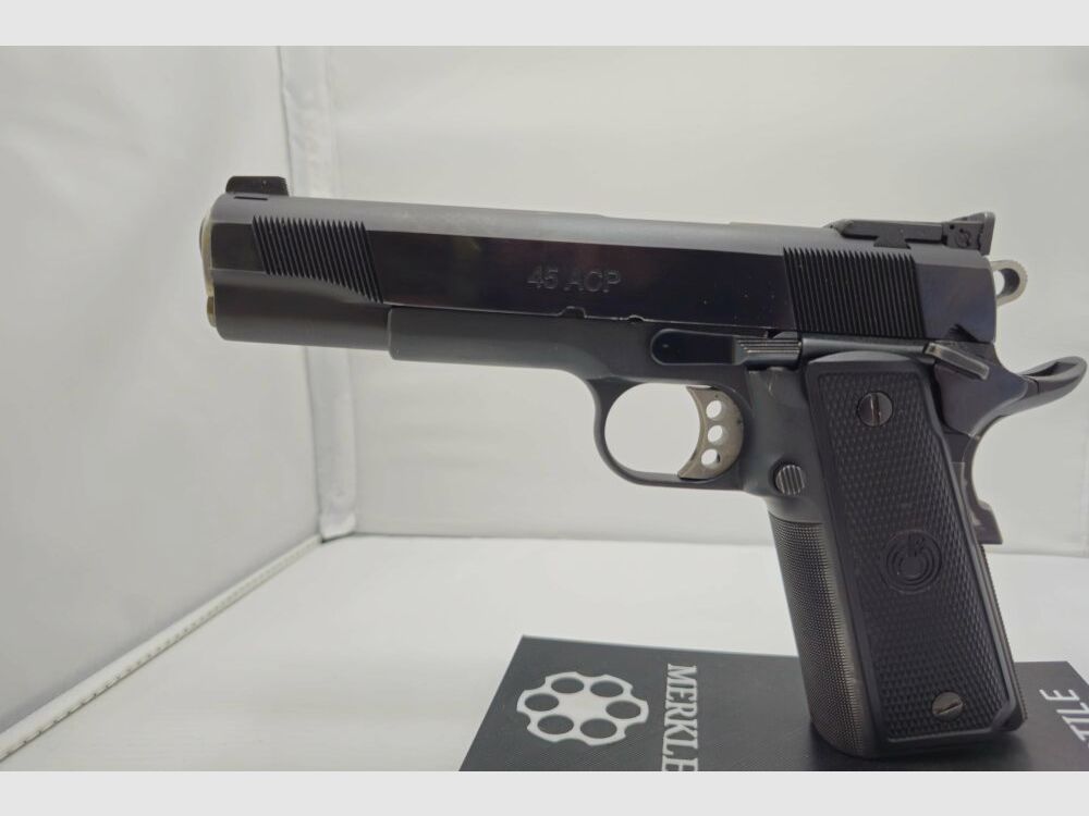 Les Baer bez .45Auto