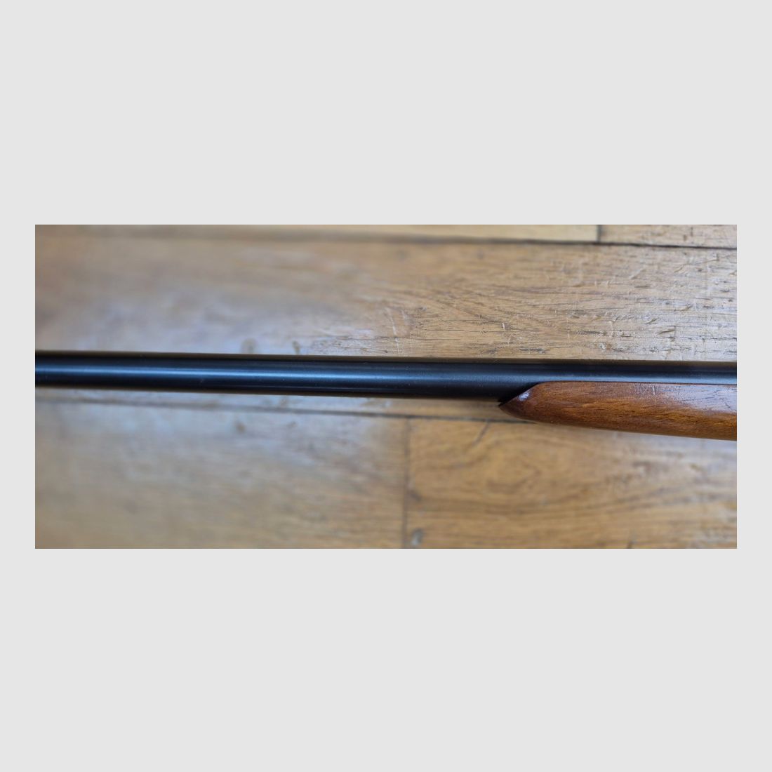 Zeer mooie en zeer aangename semi-automatische geweer Browning SA-22 "Smokeless" – Kal. .22LR – Kwaliteitsfabricage FN Herstal – Take down model – 10 schoten – Zeer goede esthetische en mechanische staat – "Nickel" loop – Een van de meest leuke en zeer nauwkeurige vuurwapens – TBE+, afbeelding 7 van 30
