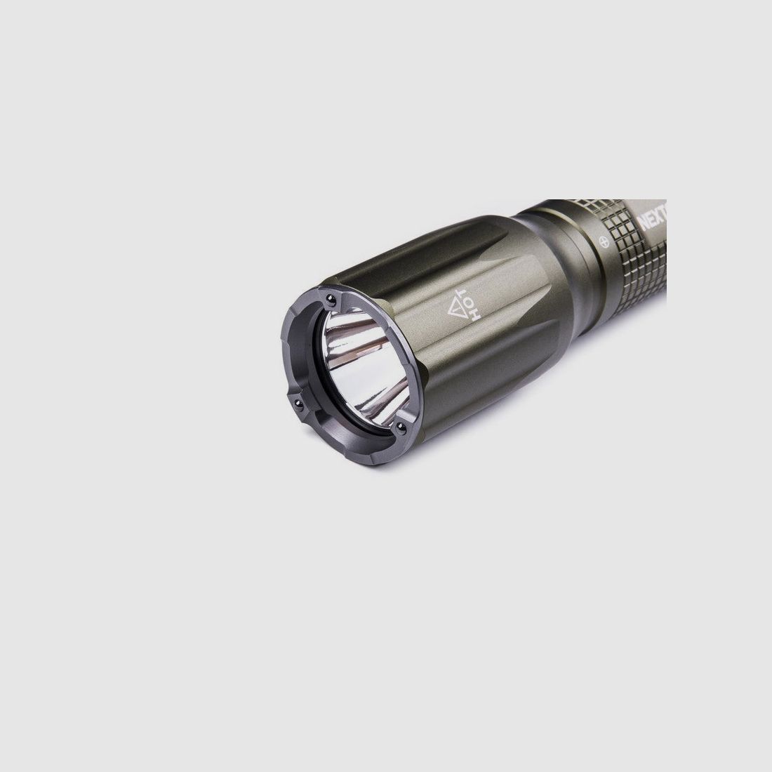 NEXTORCH TA30CG K.I.S.S. – Lumière Momentanée de 1.600 Lumens en Carbon Green