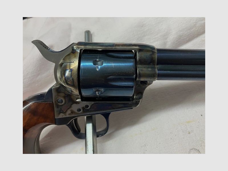Raridad "HEGE Mod. Army 1873, Cal. .45 corto Knall" Raridad