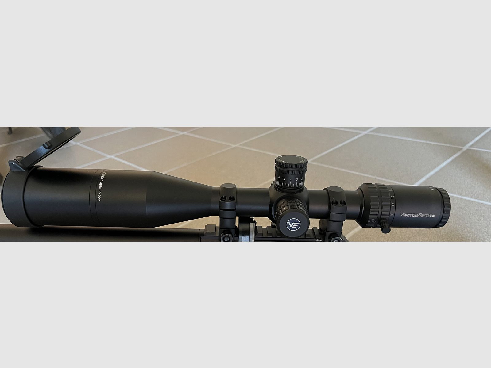 Zielfernrohr Vektor Optics 3x18x50 HD