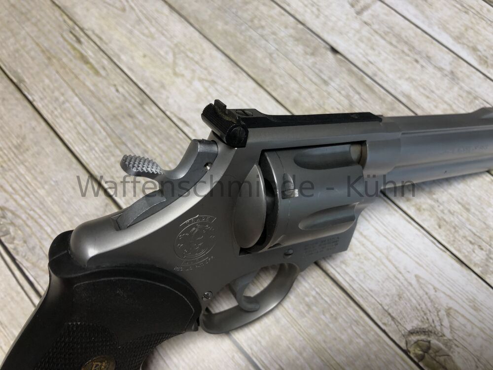 Smith & Wesson Model of 1988