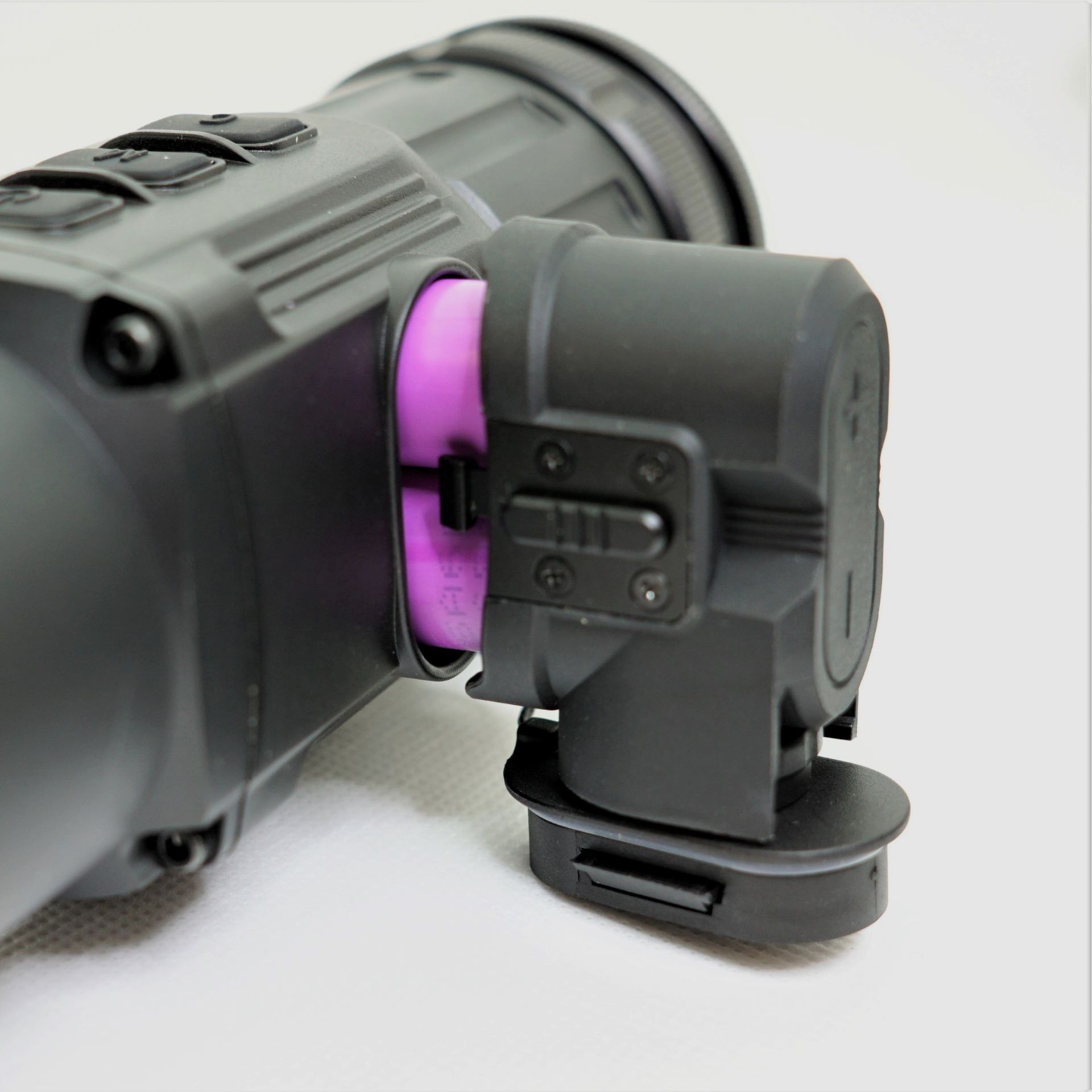 Xeye IEB-2 battery expansion (CL42 / CH50, with batteries and charger)