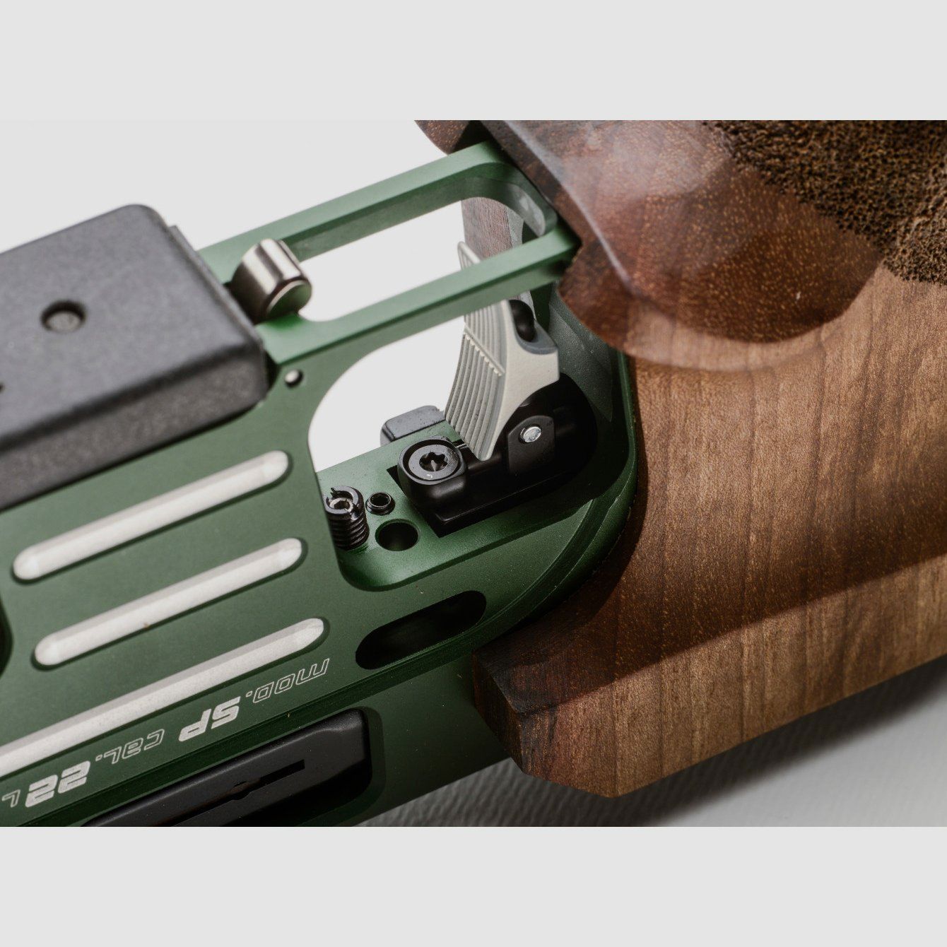 Pistolet PARDINI SP RF HI-TECH – czarny – konwersja na .22lr HI-TECH czarny – praworęczny – s, zdjęcie 3 z 6
